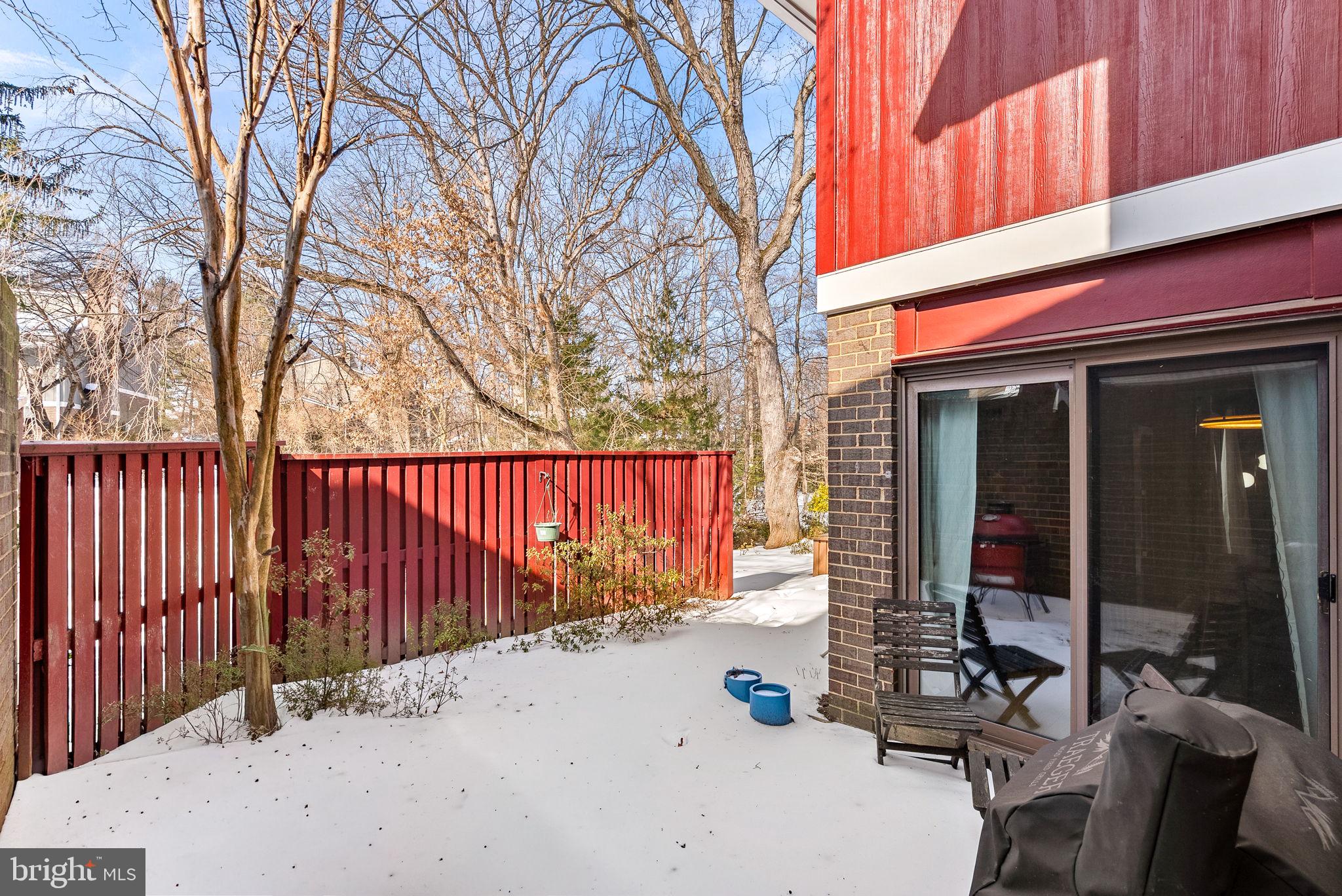 RESTON - Residential