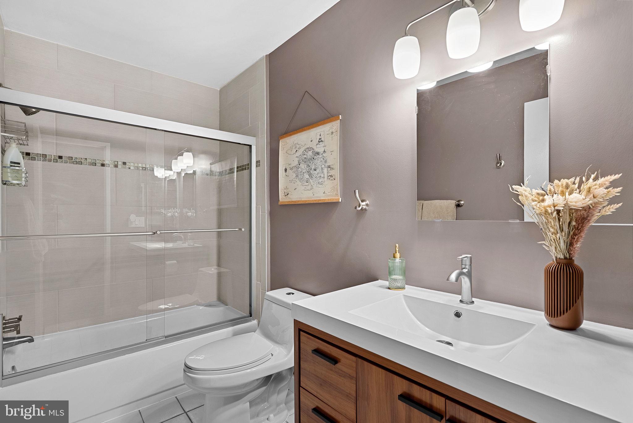 RESTON - Residential