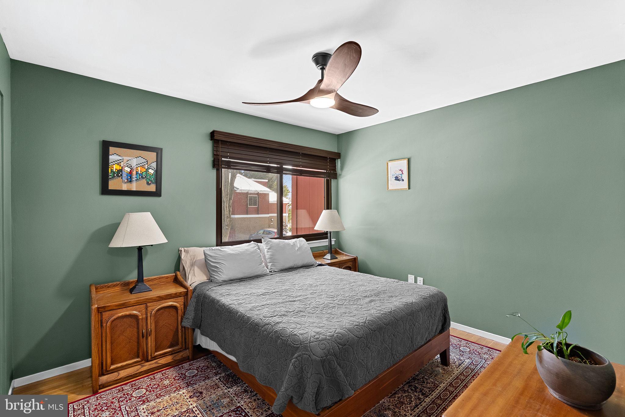 RESTON - Residential