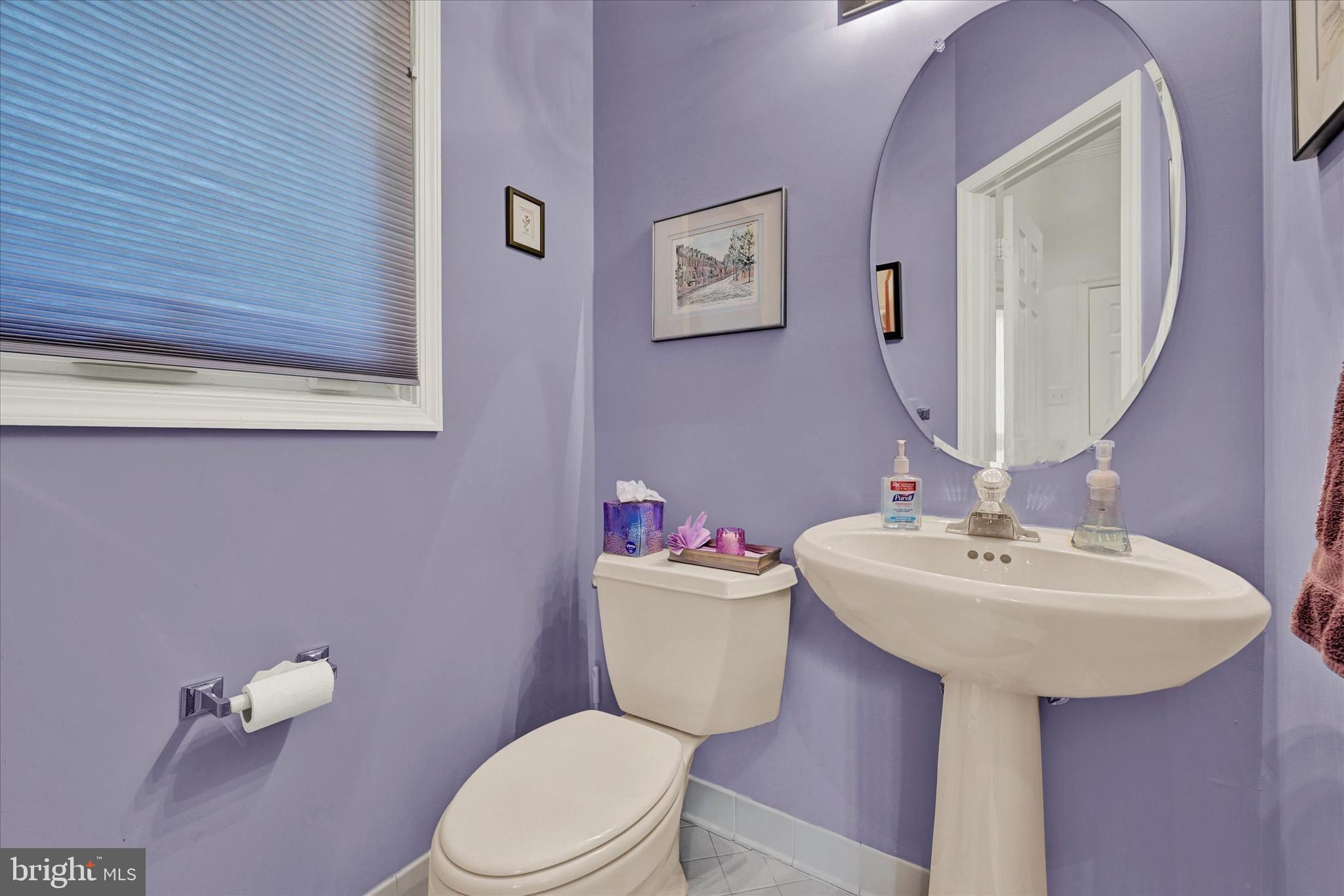 SUMMIT CHASE - Residential