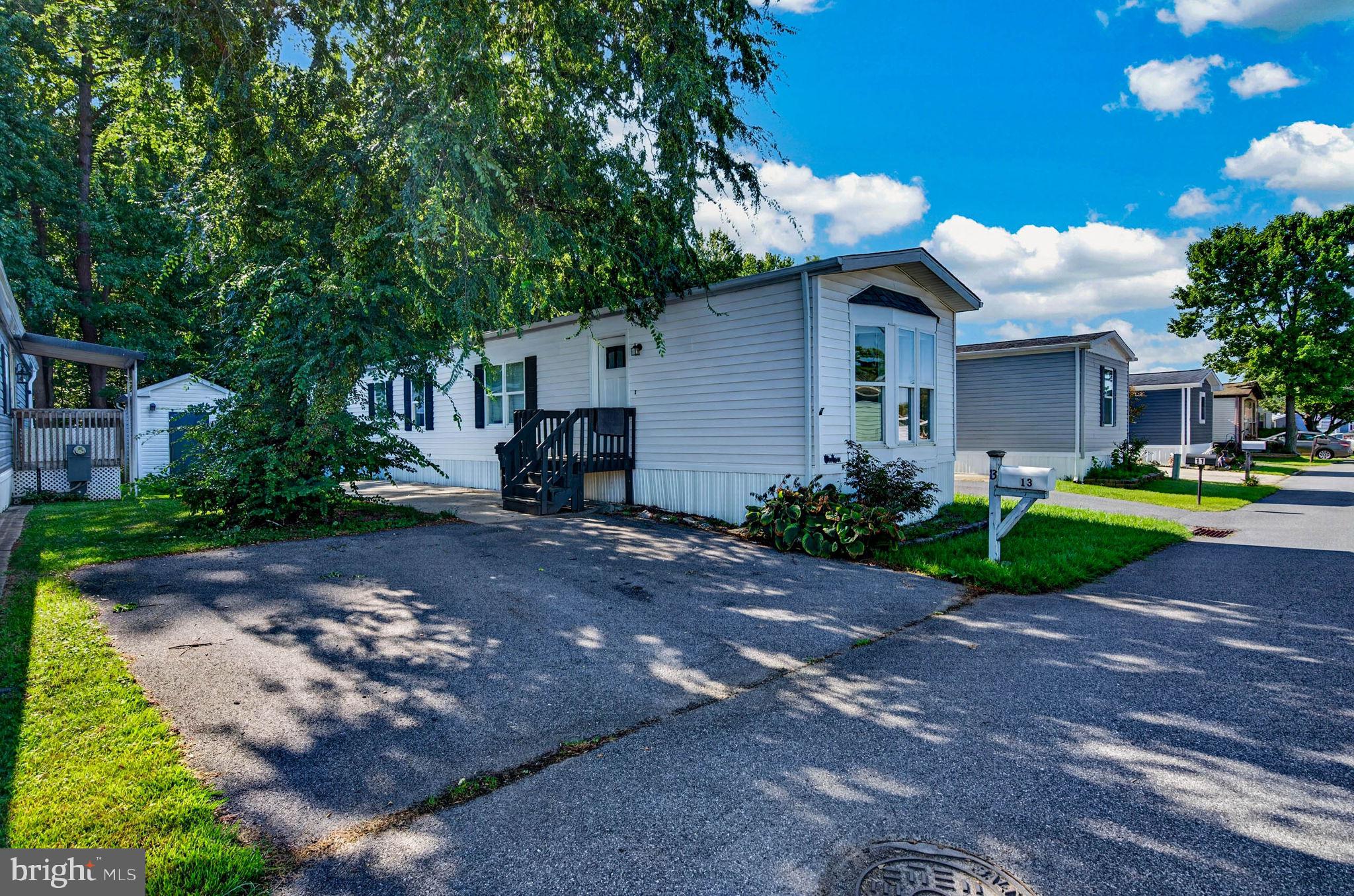 13 TAMARAC TRL