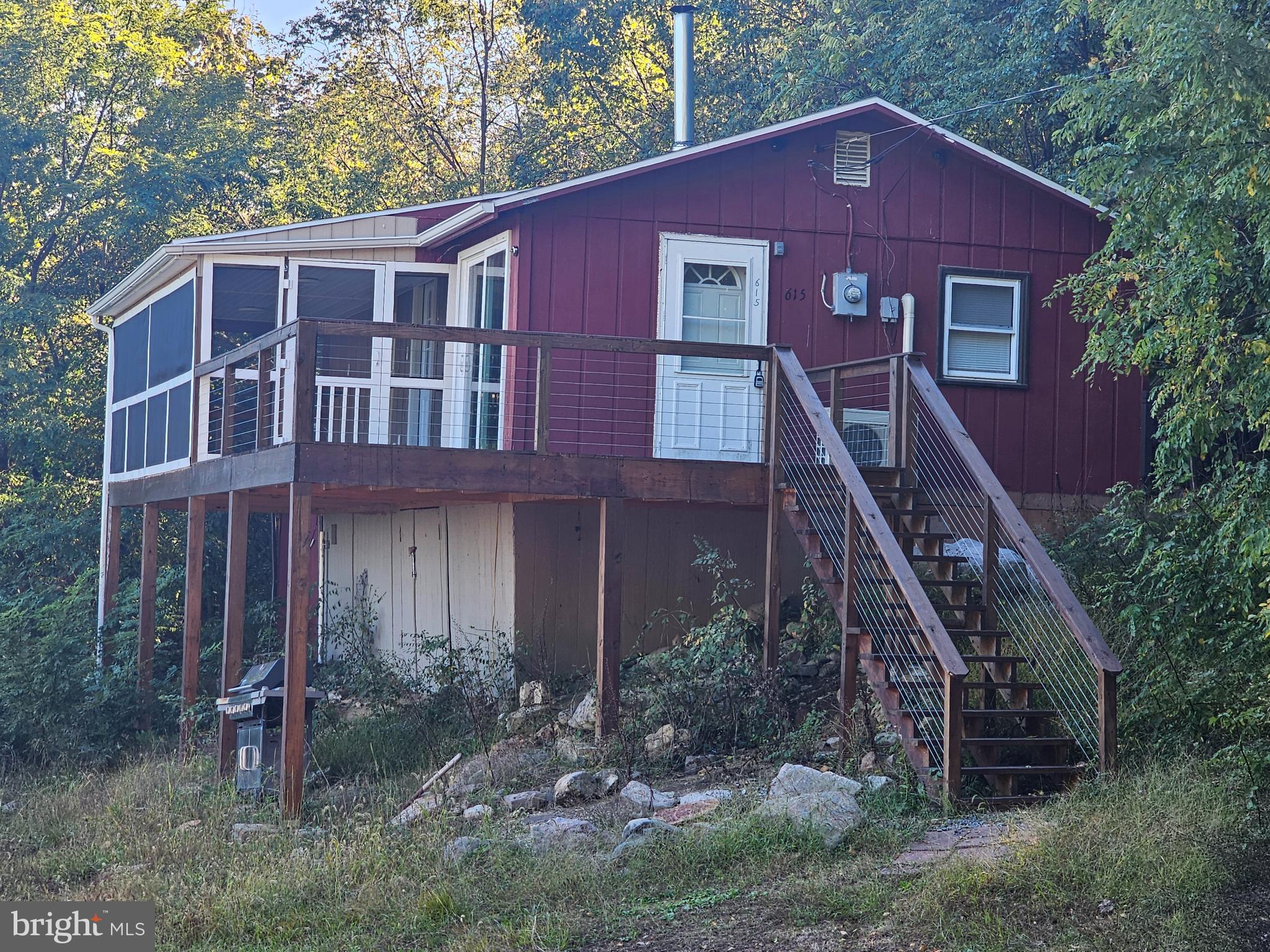 SPRUCE PINE HOLLOW - Residential