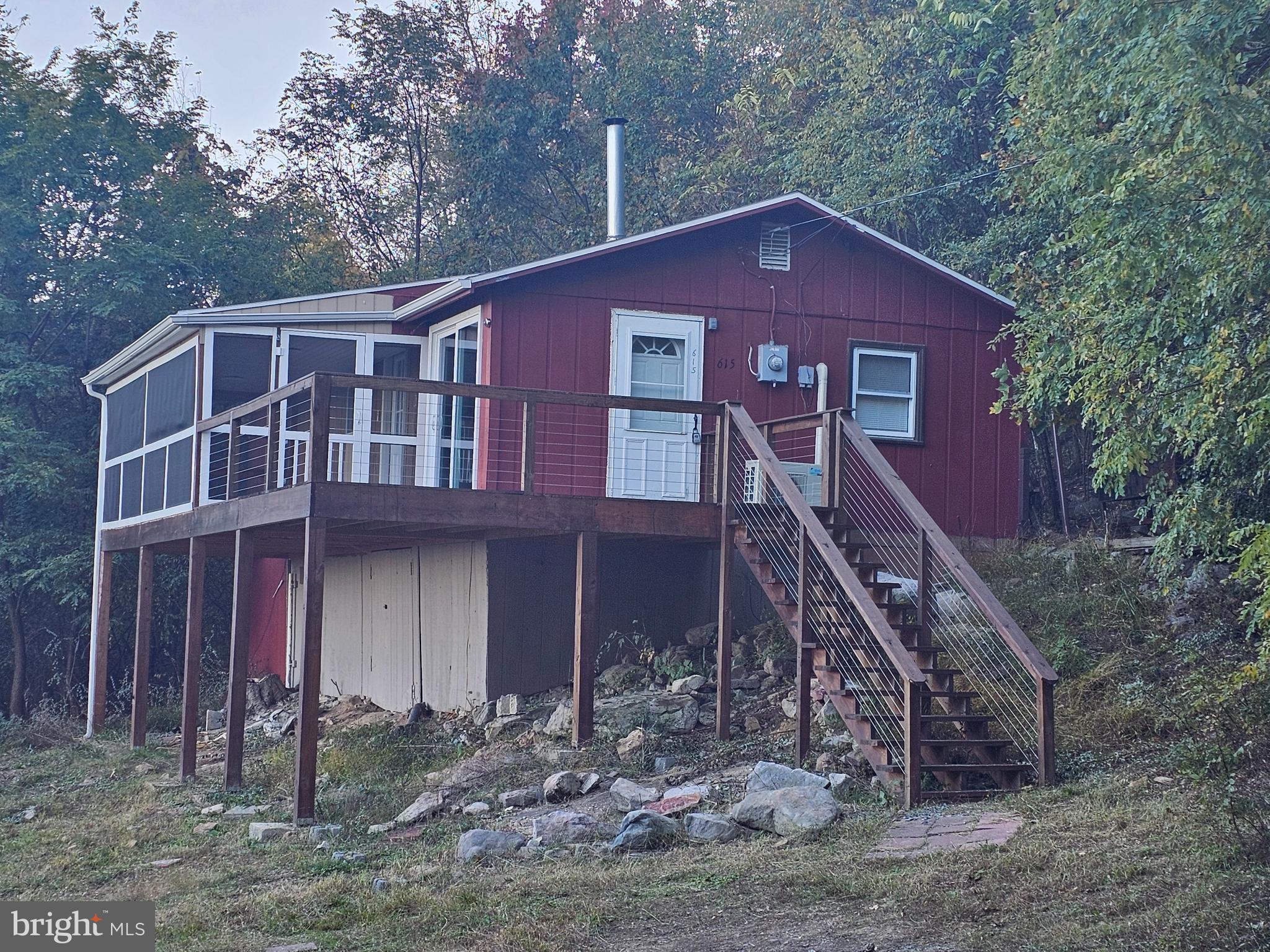 SPRUCE PINE HOLLOW - Residential