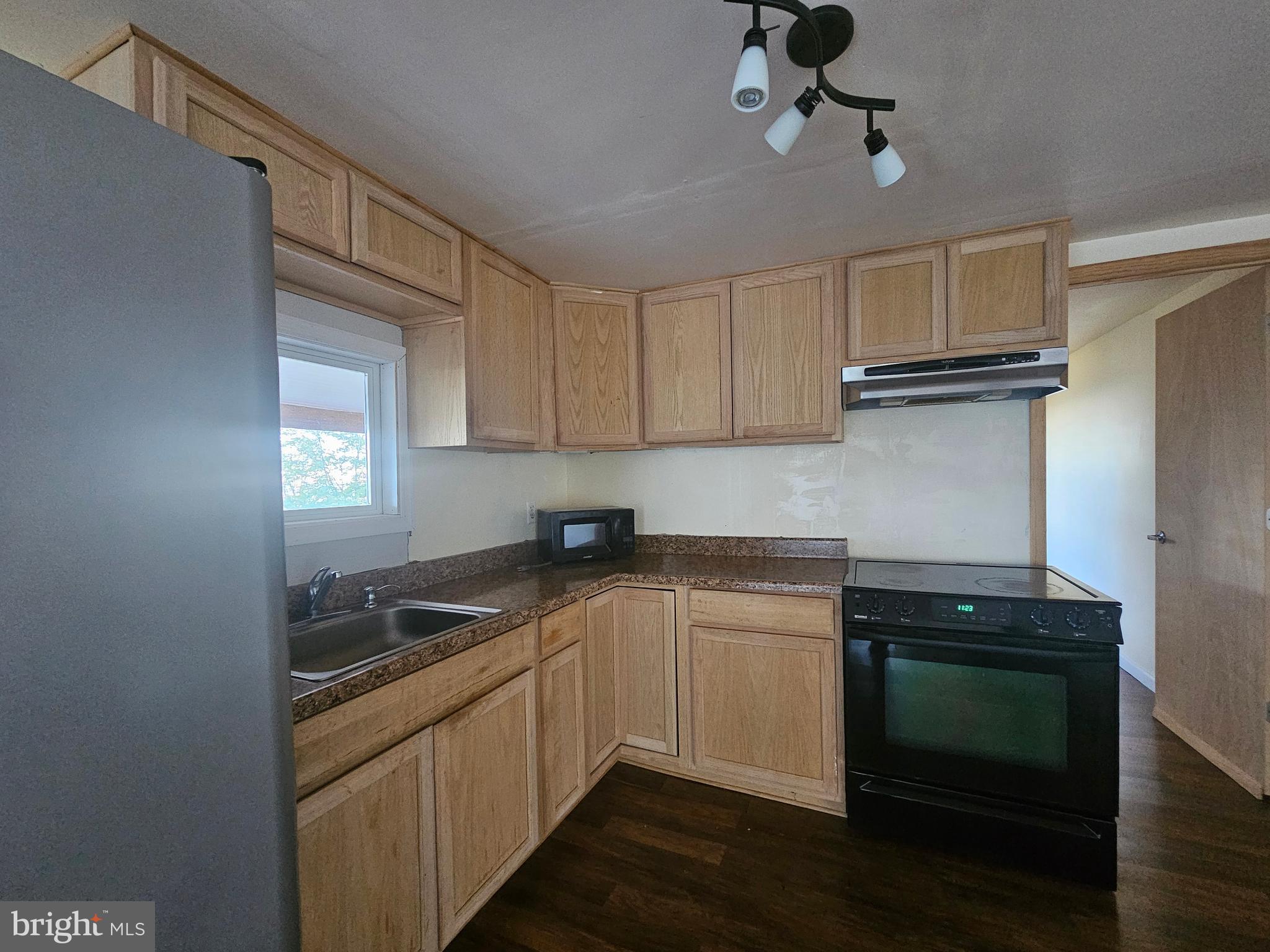 SPRUCE PINE HOLLOW - Residential