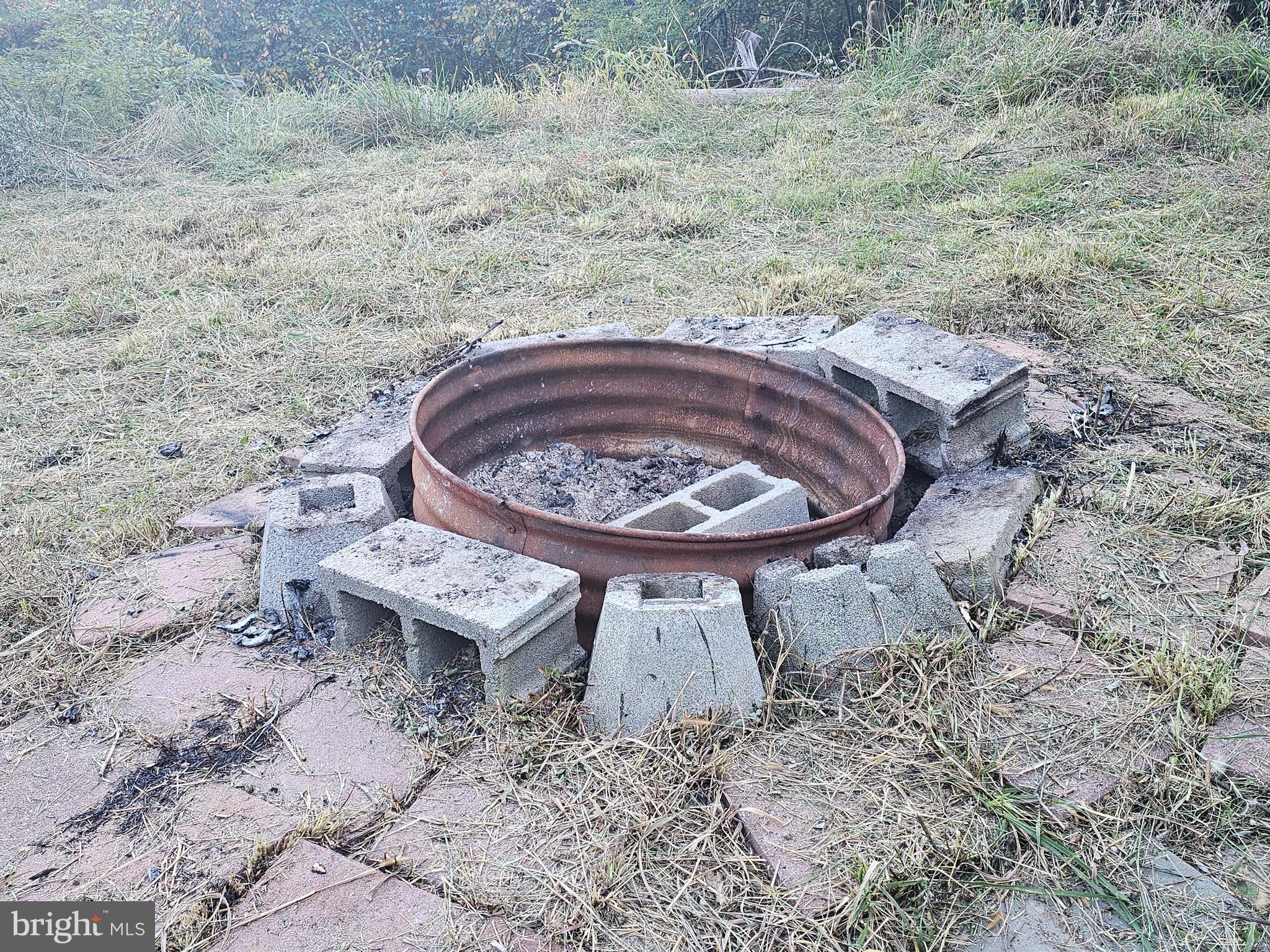 SPRUCE PINE HOLLOW - Residential