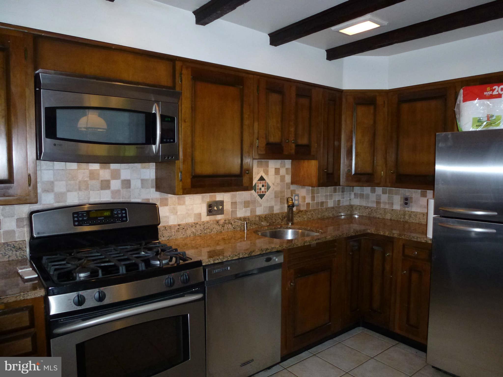 OLD TOWN - Residential Lease