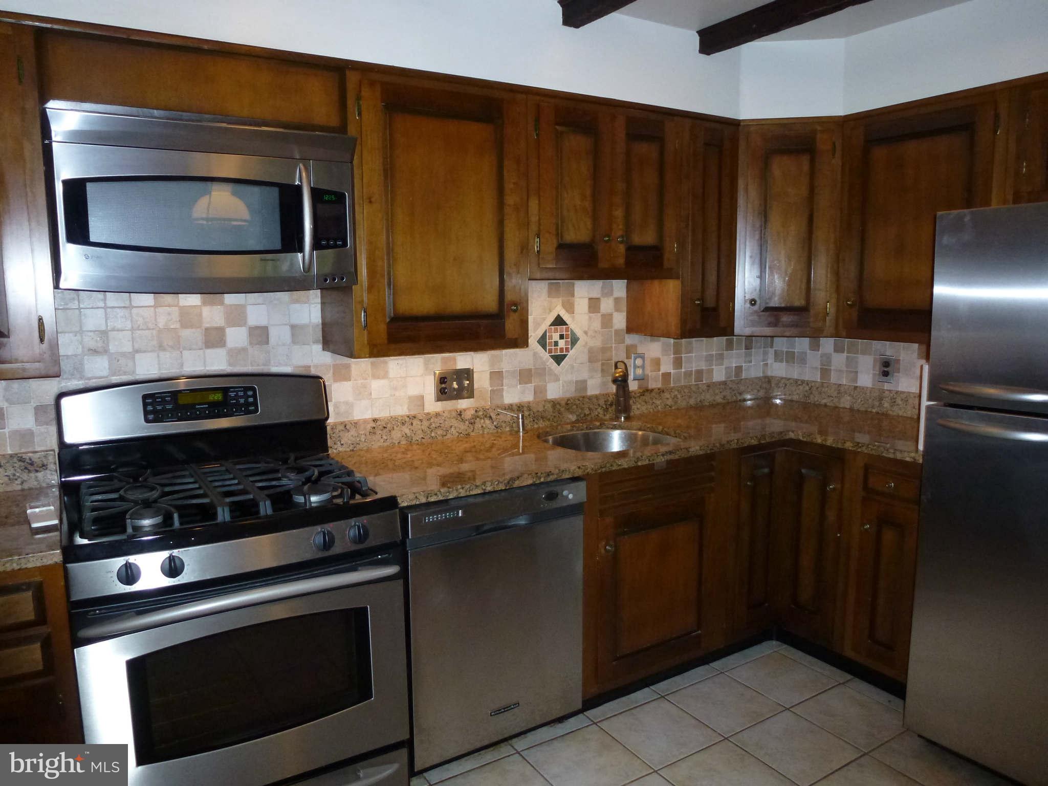 OLD TOWN - Residential Lease