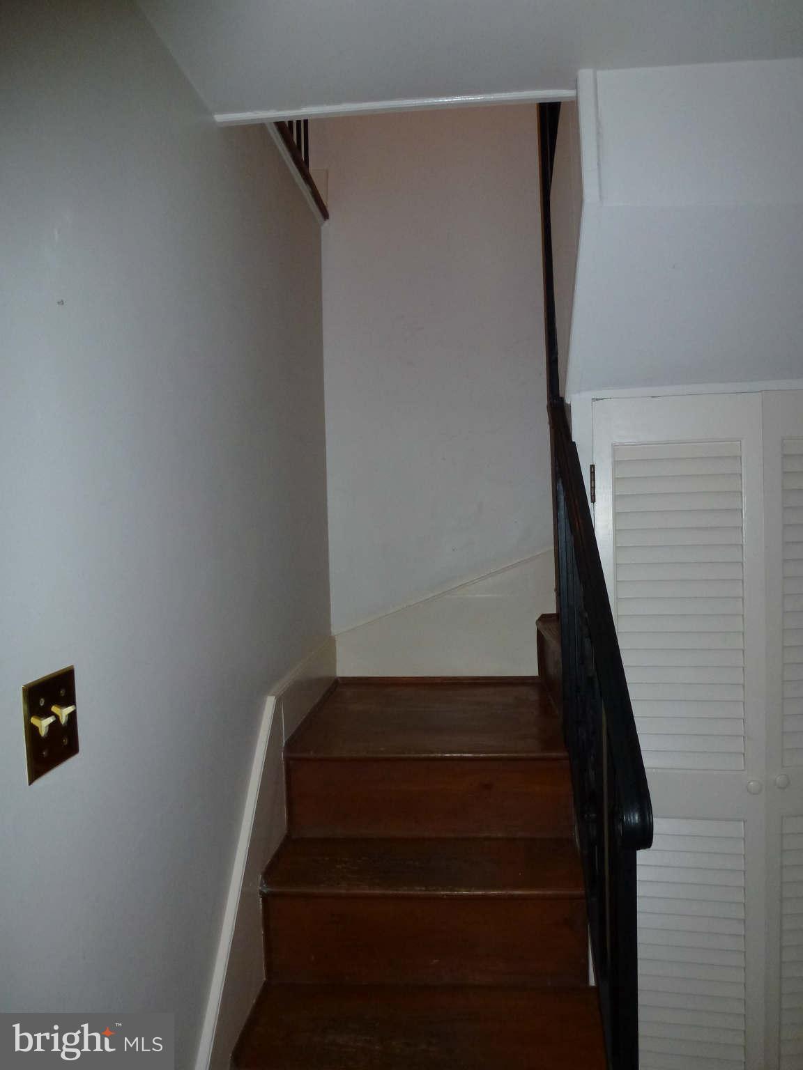 OLD TOWN - Residential Lease