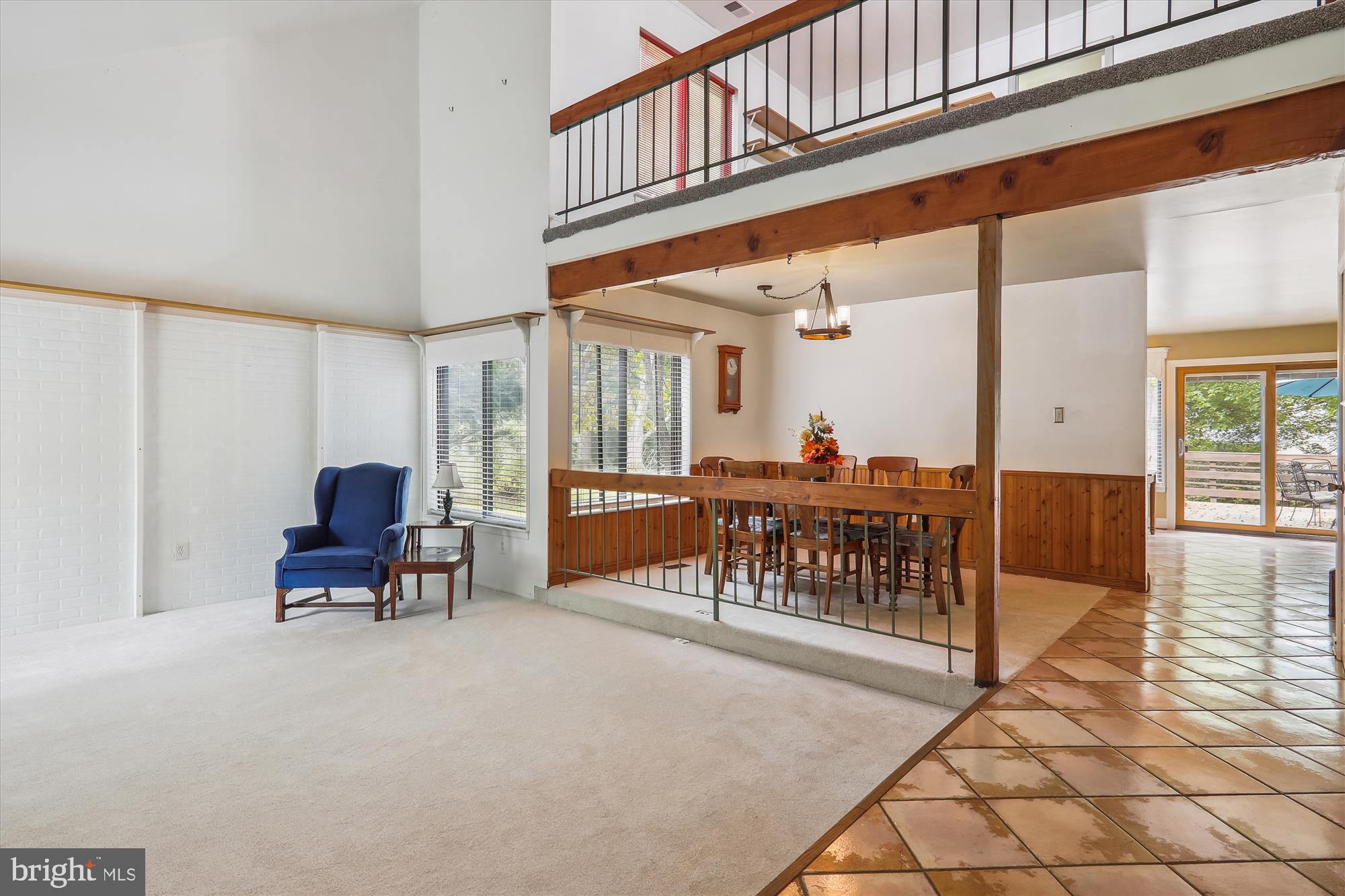 CHARLENE - Residential