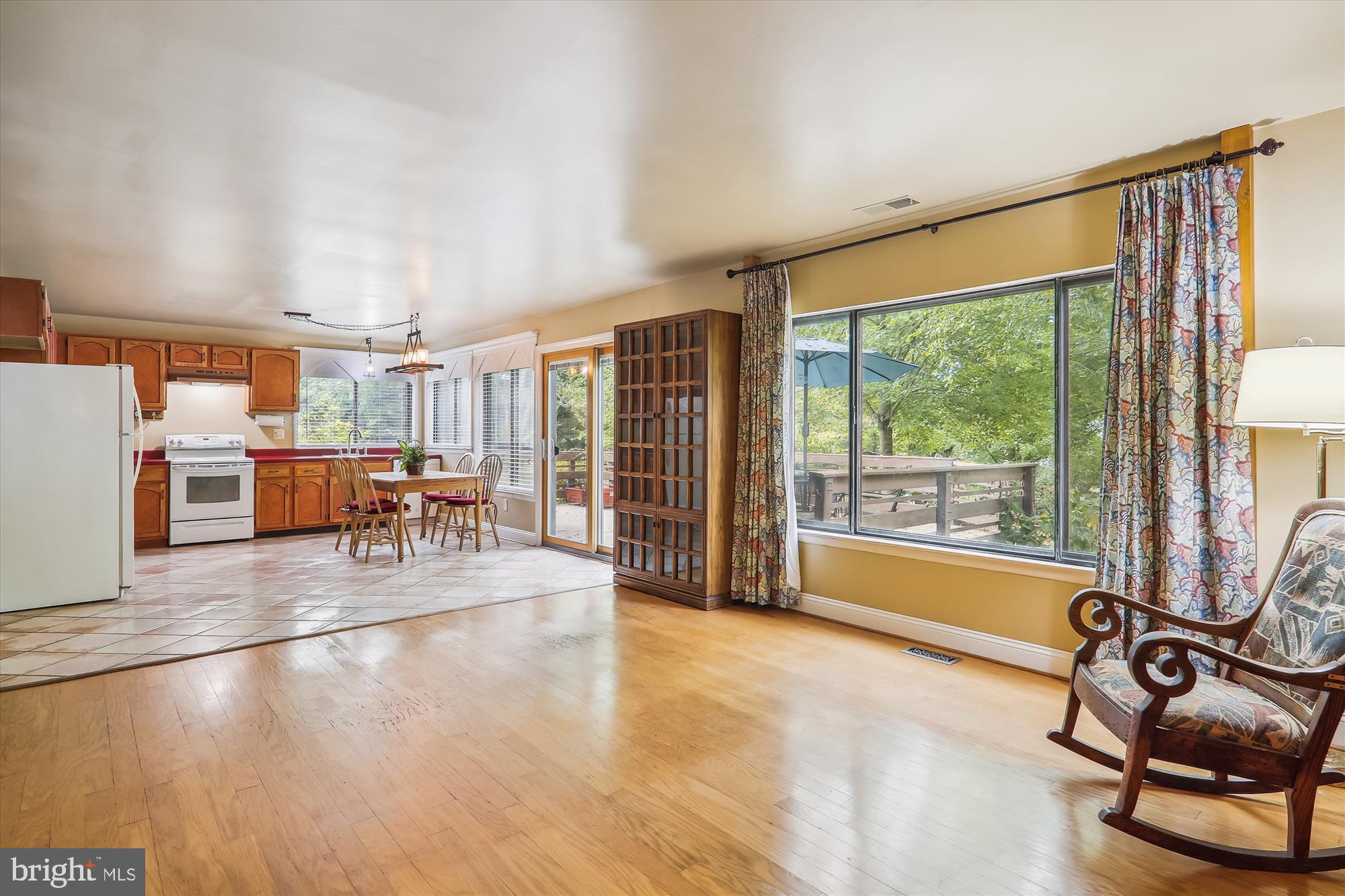 CHARLENE - Residential