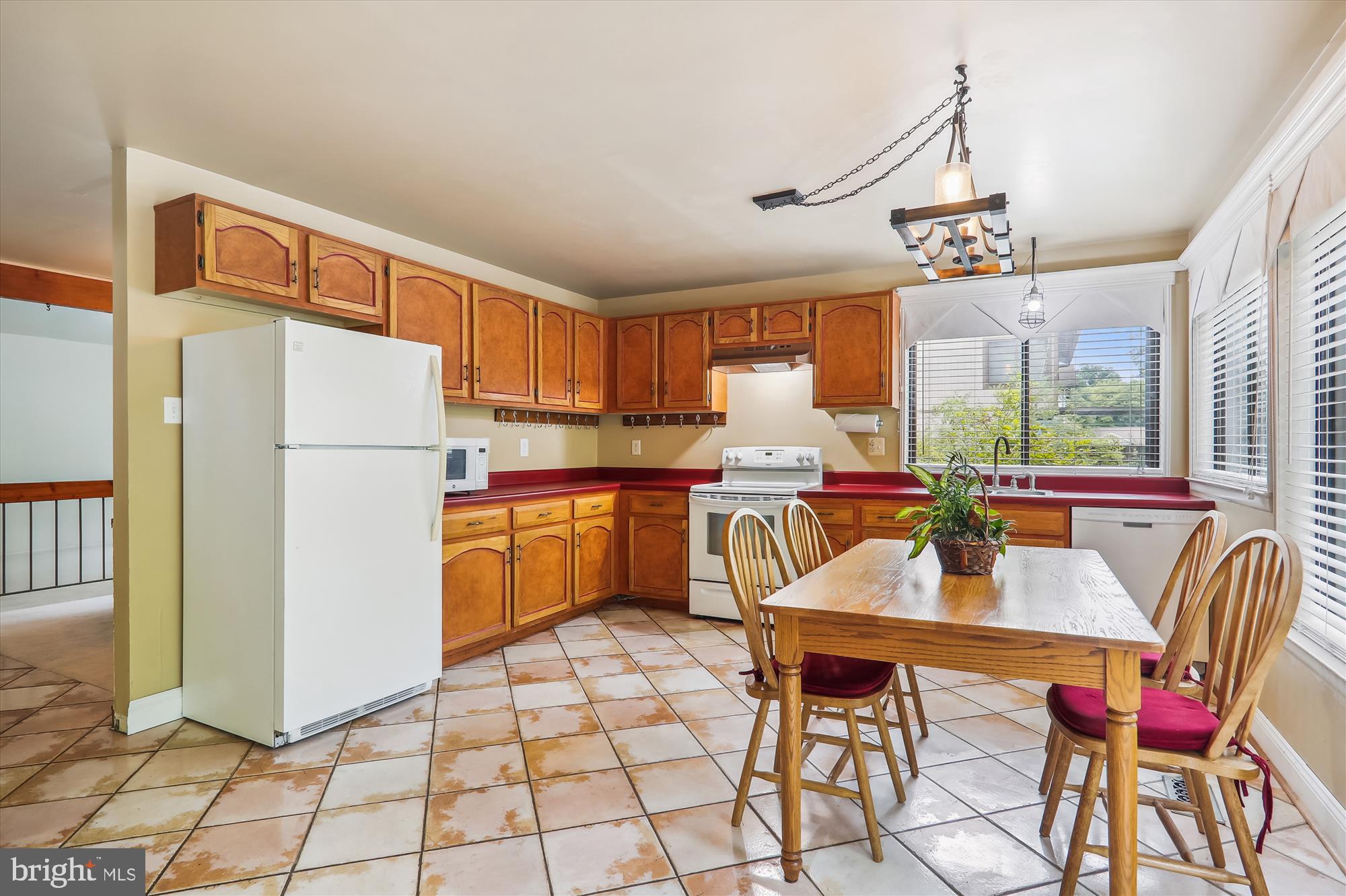 CHARLENE - Residential