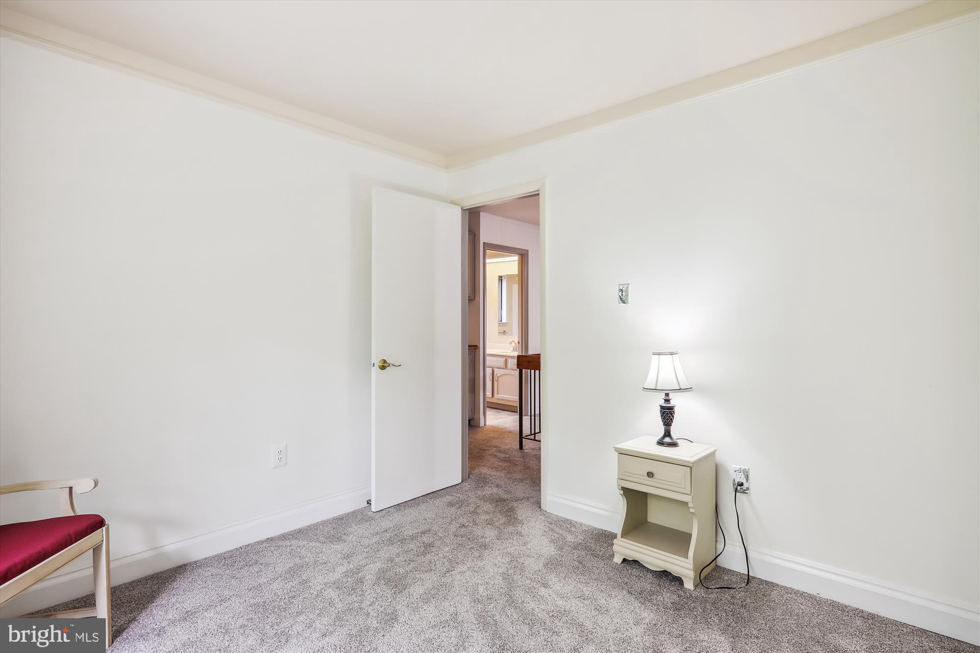 CHARLENE - Residential