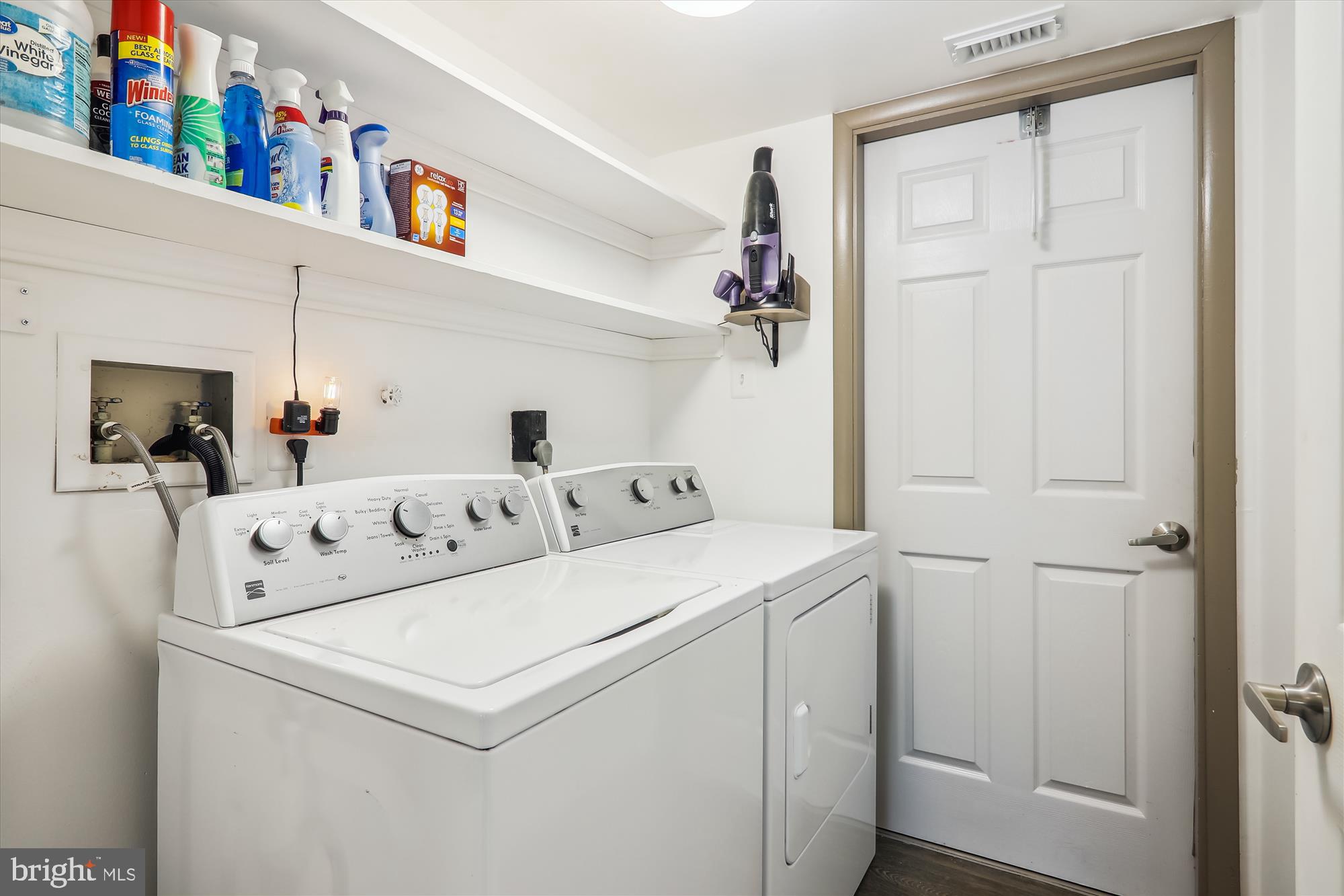 CHARLENE - Residential