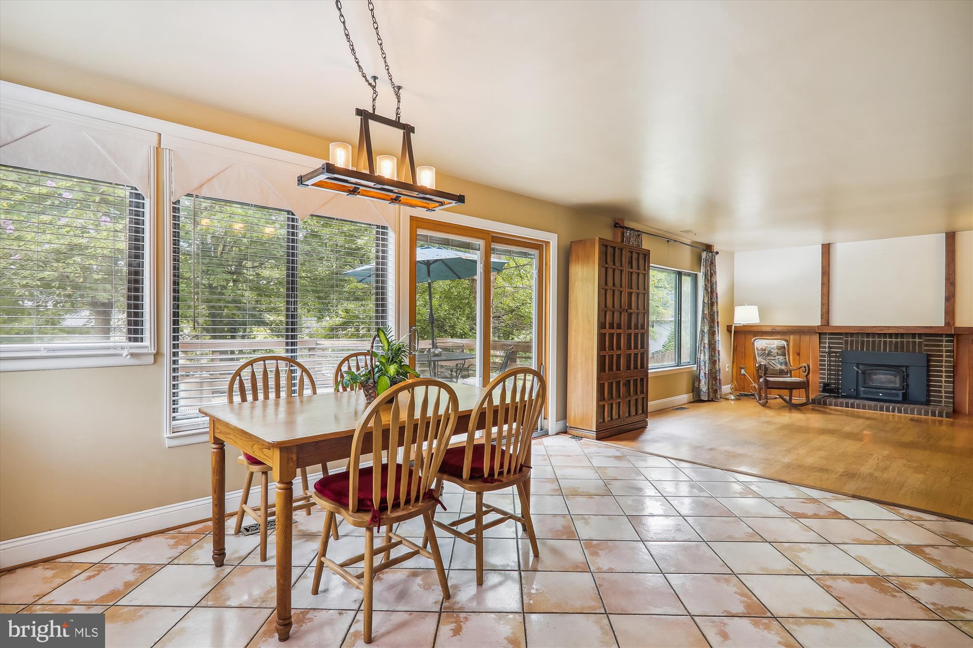 CHARLENE - Residential