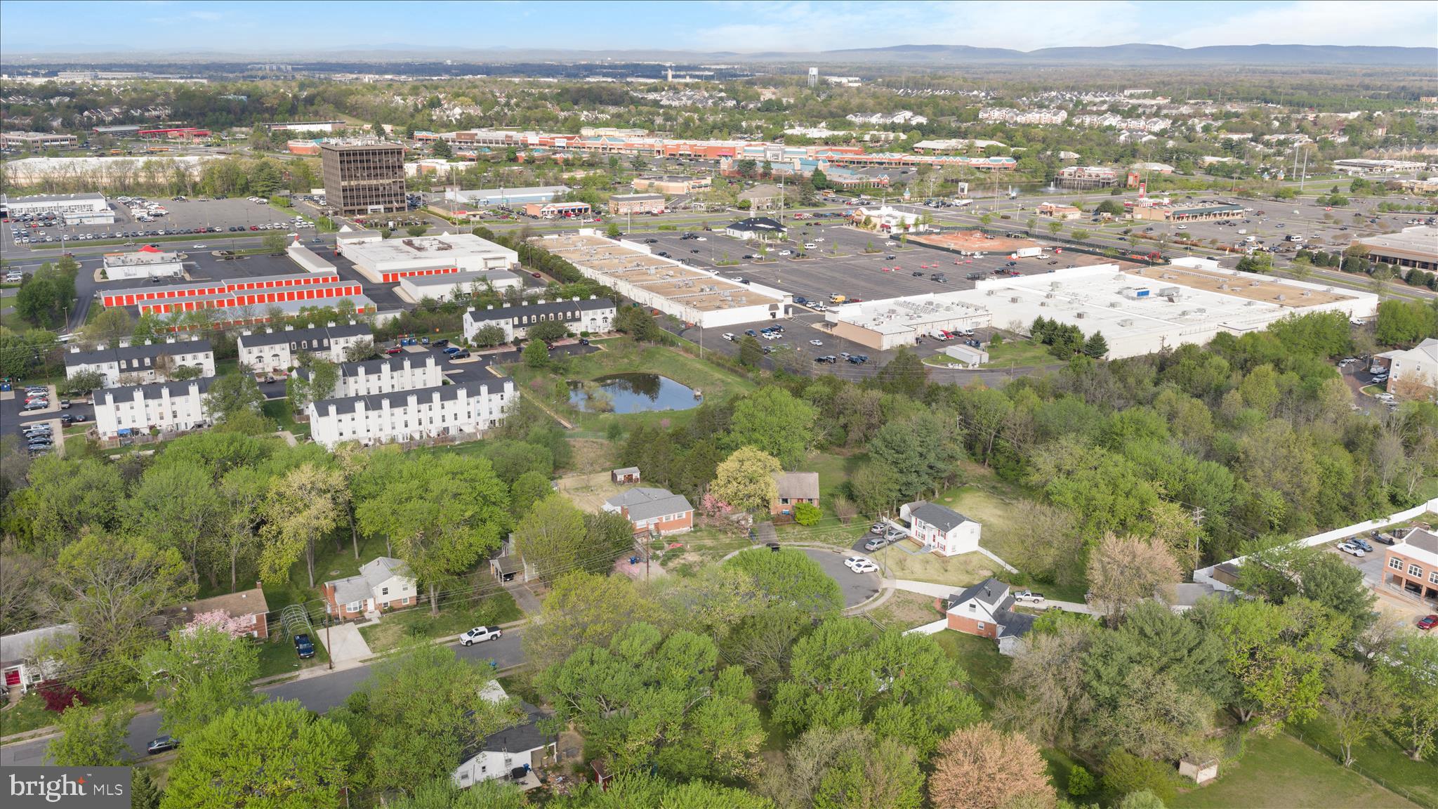 WEST GATE OF LOMOND - Residential