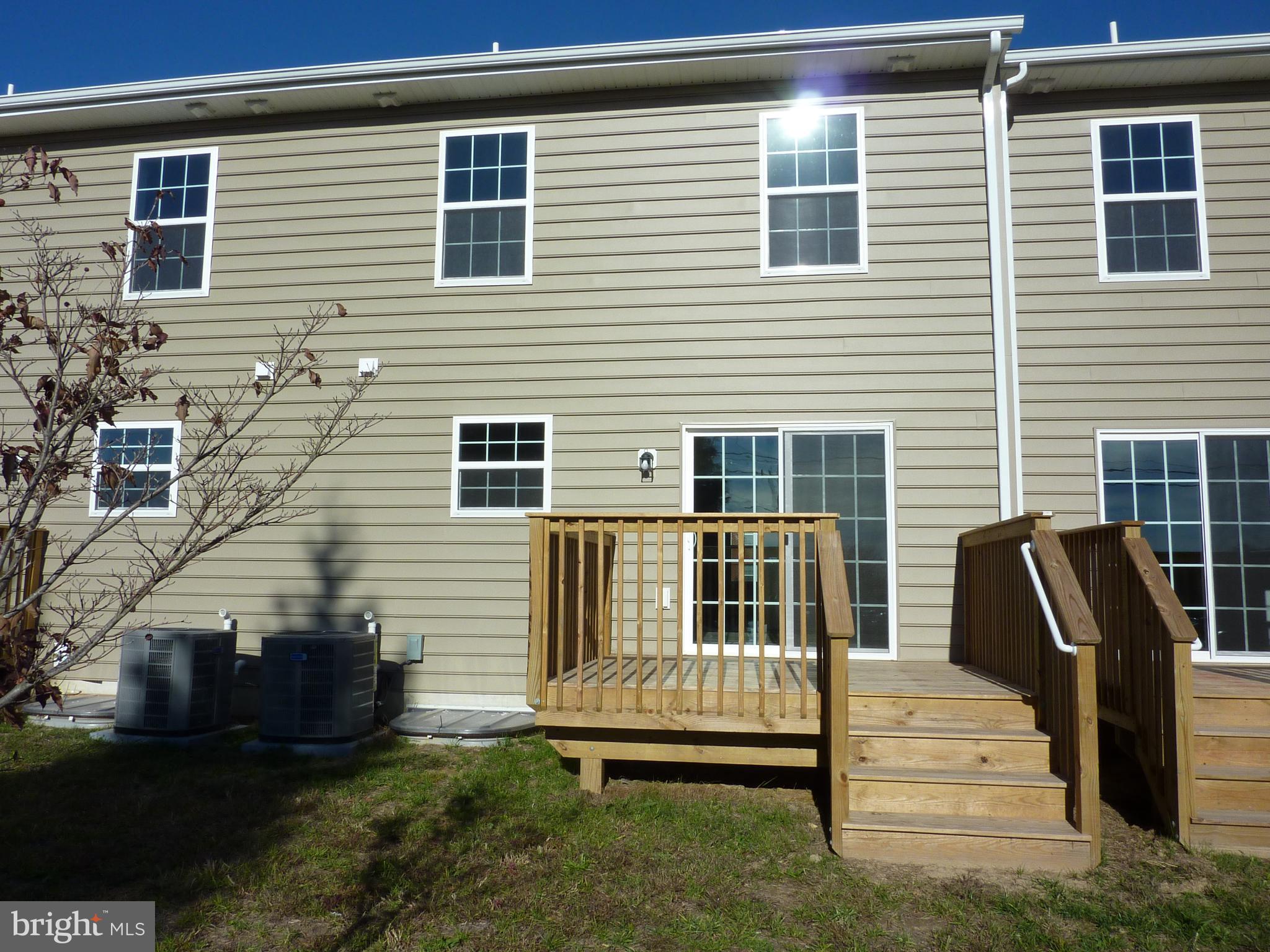 CAMBRIA VILLAGE - Residential