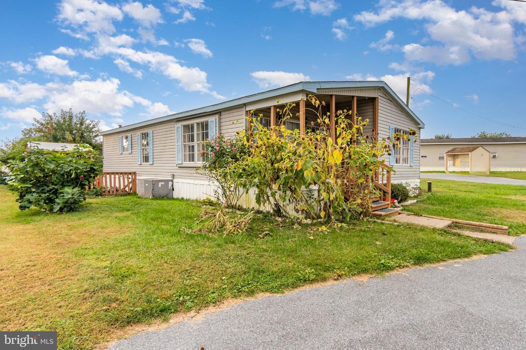 Photo of 23 Green Acres Park, LEBANON, PA 17046 (MLS # PALN2023080)