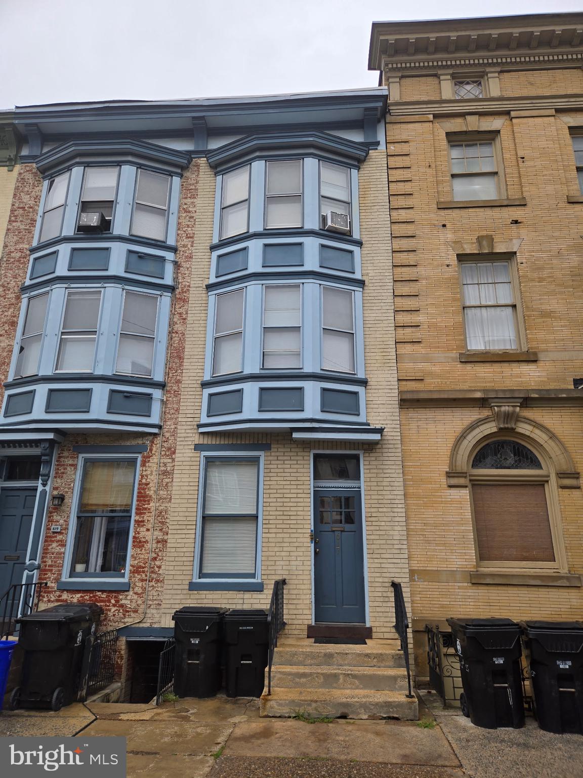 Charming Multi-Family Brick Home in Prime Capitol District – A Smart Blend of Character & Income Potential
Welcome to 617 N 2nd St, a timeless brick residence offering both flexible living and rewarding returns. This 2 unit property has 1 bedroom and 1 bathroom on the 1st floor and 2nd unit has 3 bedrooms and 1 bathroom. Long term tenants with upside for improvements and increases to current rents.
With enduring architecture and a classic façade, the potential here is as high as its ceilings. Situated steps from downtown Harrisburg’s dining, transit, and energy, this location ensures strong tenant appeal and long-term growth.
An investment-ready property built to last—come explore its possibilities.