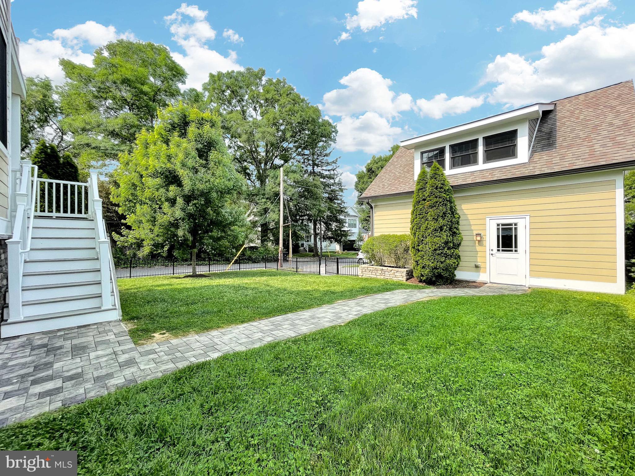 LYON PARK - Residential