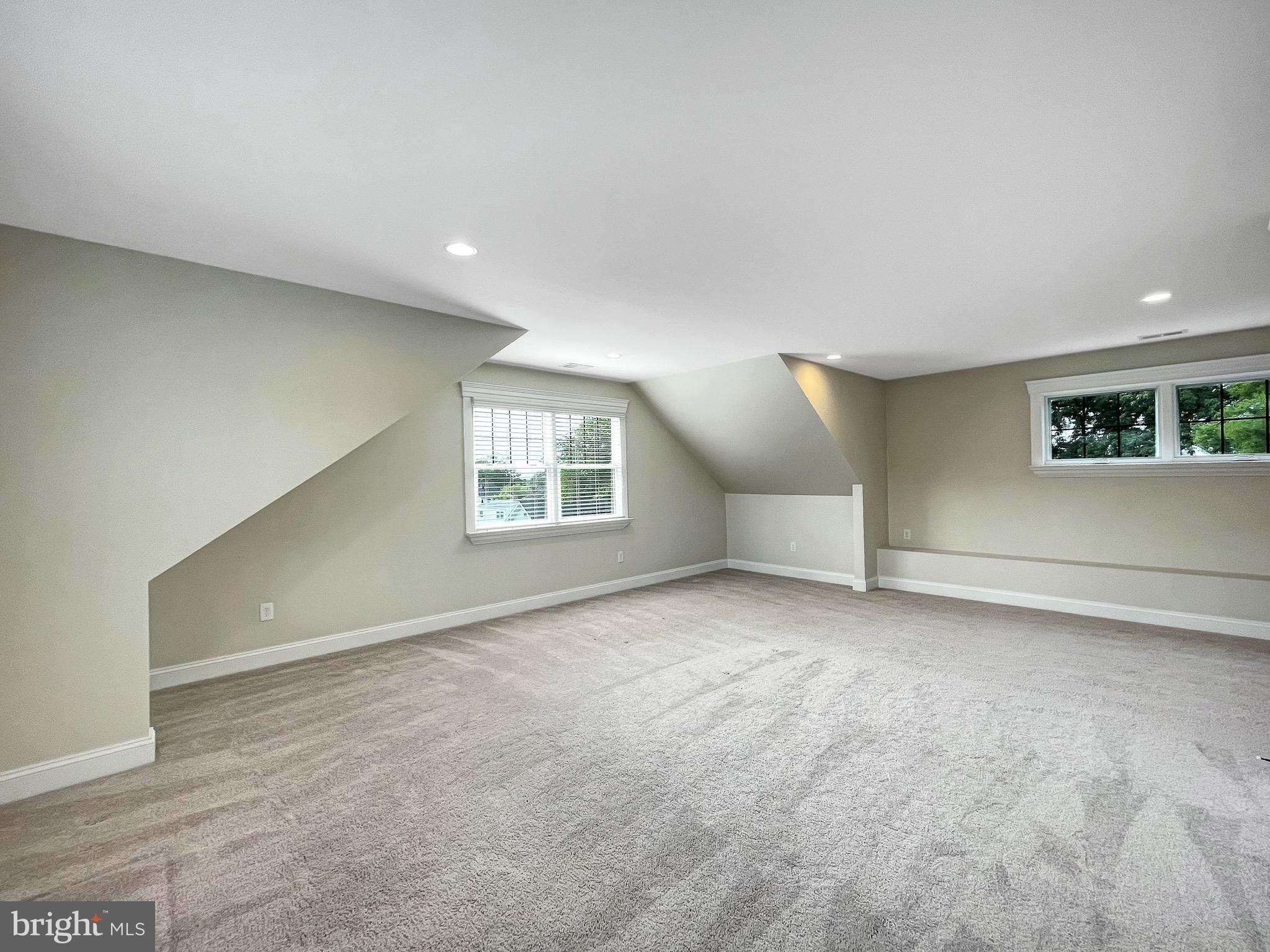 LYON PARK - Residential