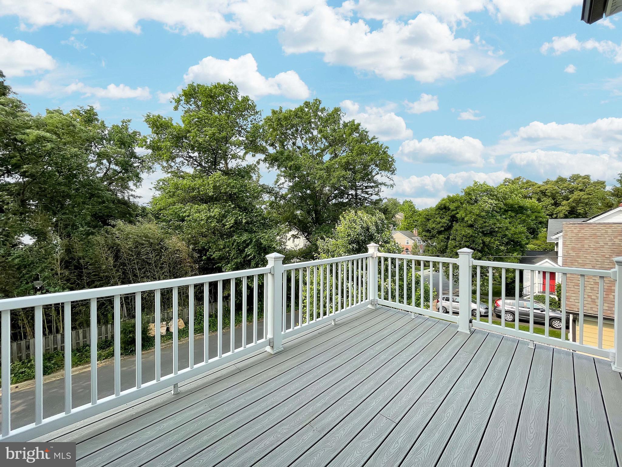 LYON PARK - Residential