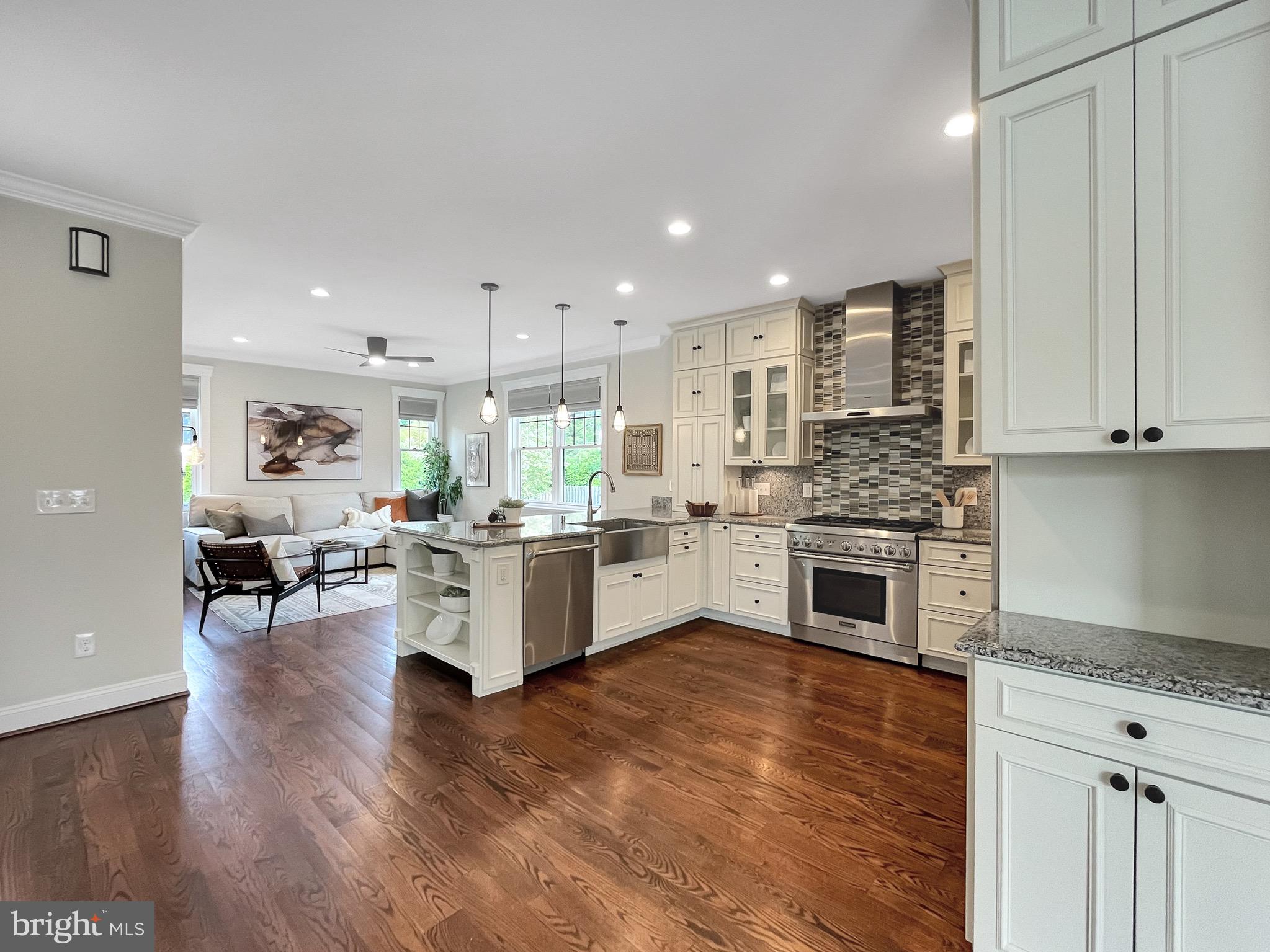 LYON PARK - Residential