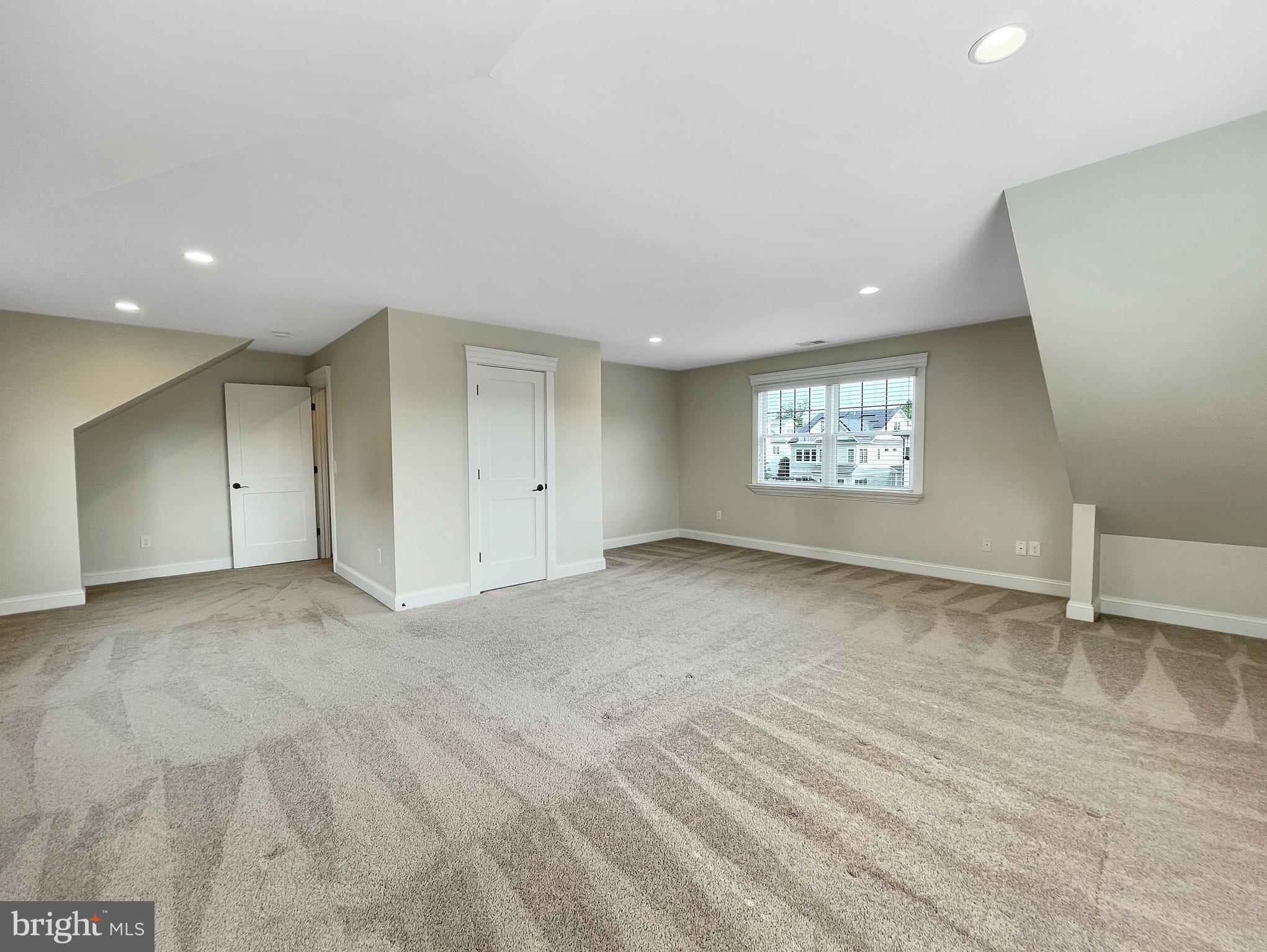 LYON PARK - Residential