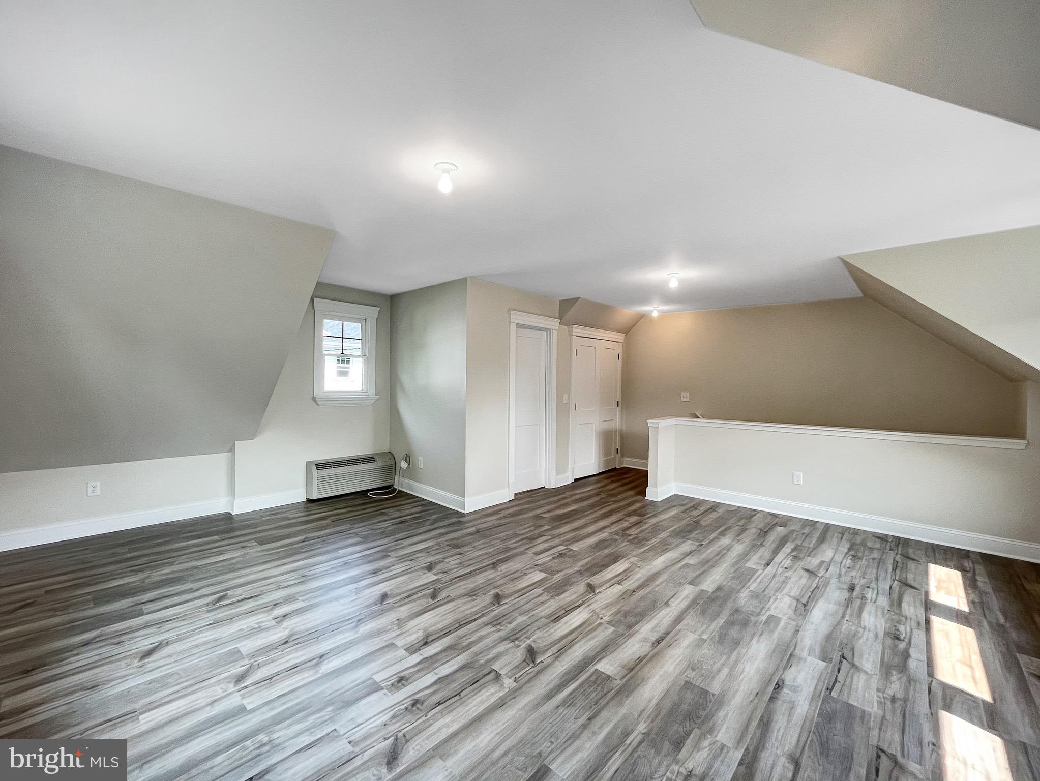 LYON PARK - Residential