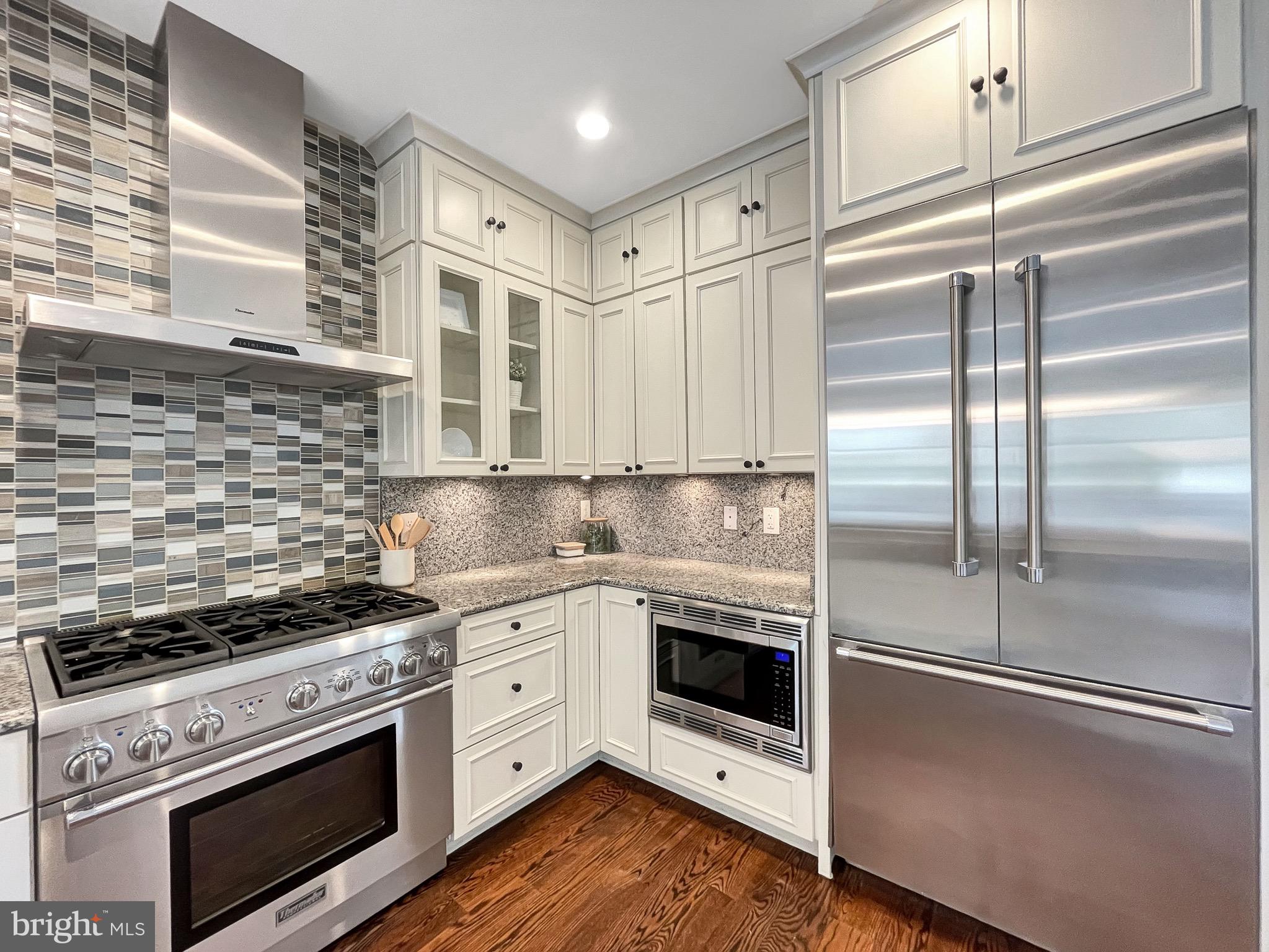 LYON PARK - Residential