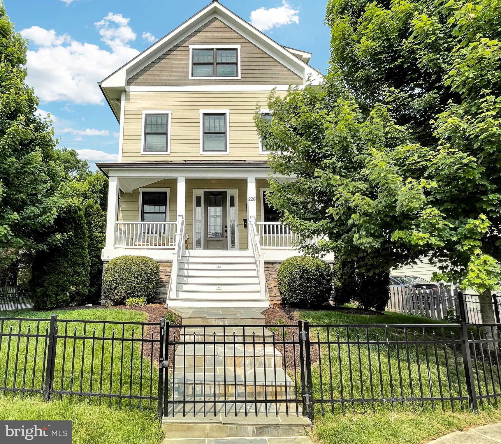 LYON PARK - Residential