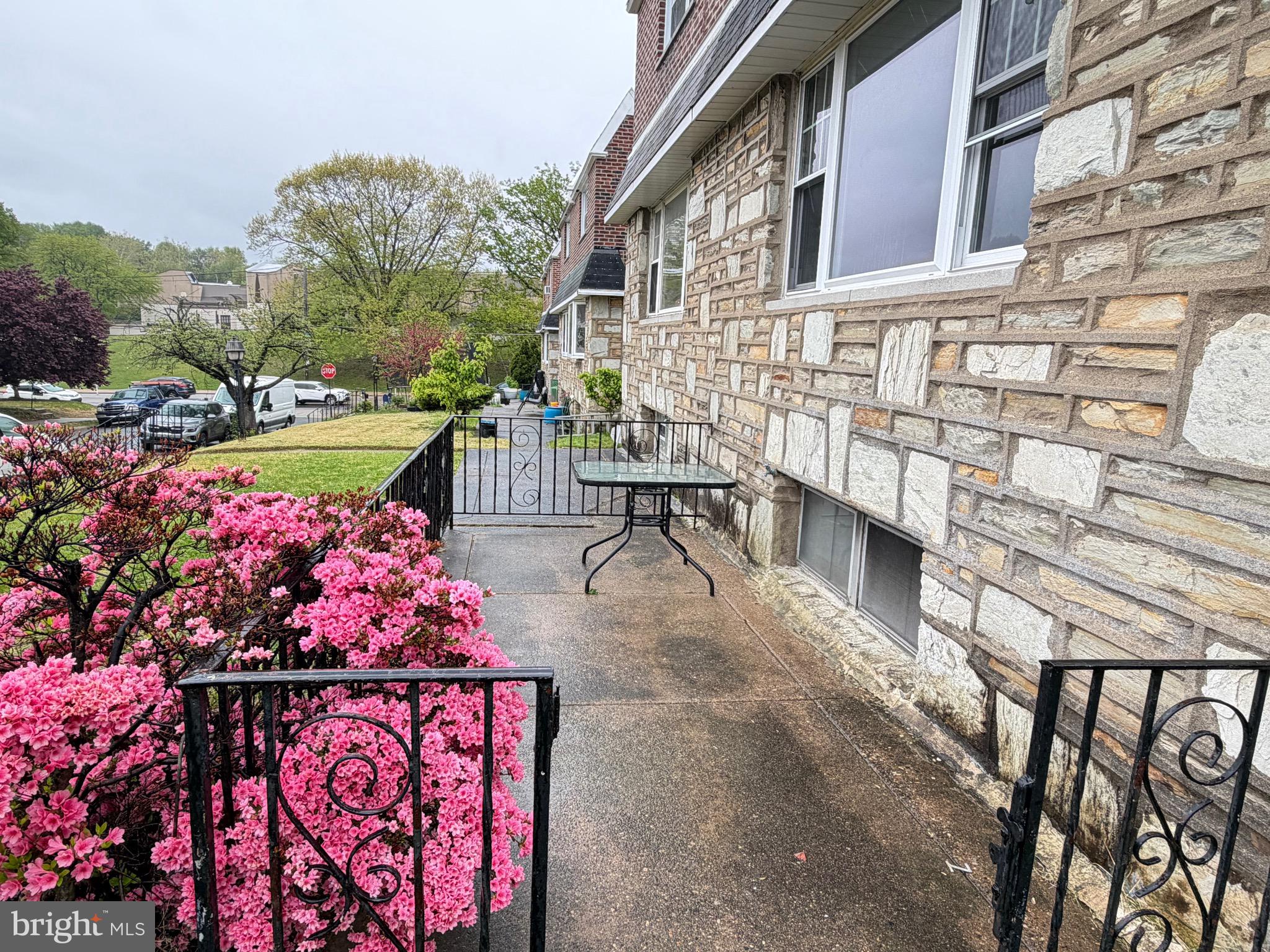 7553 BATTERSBY STREET