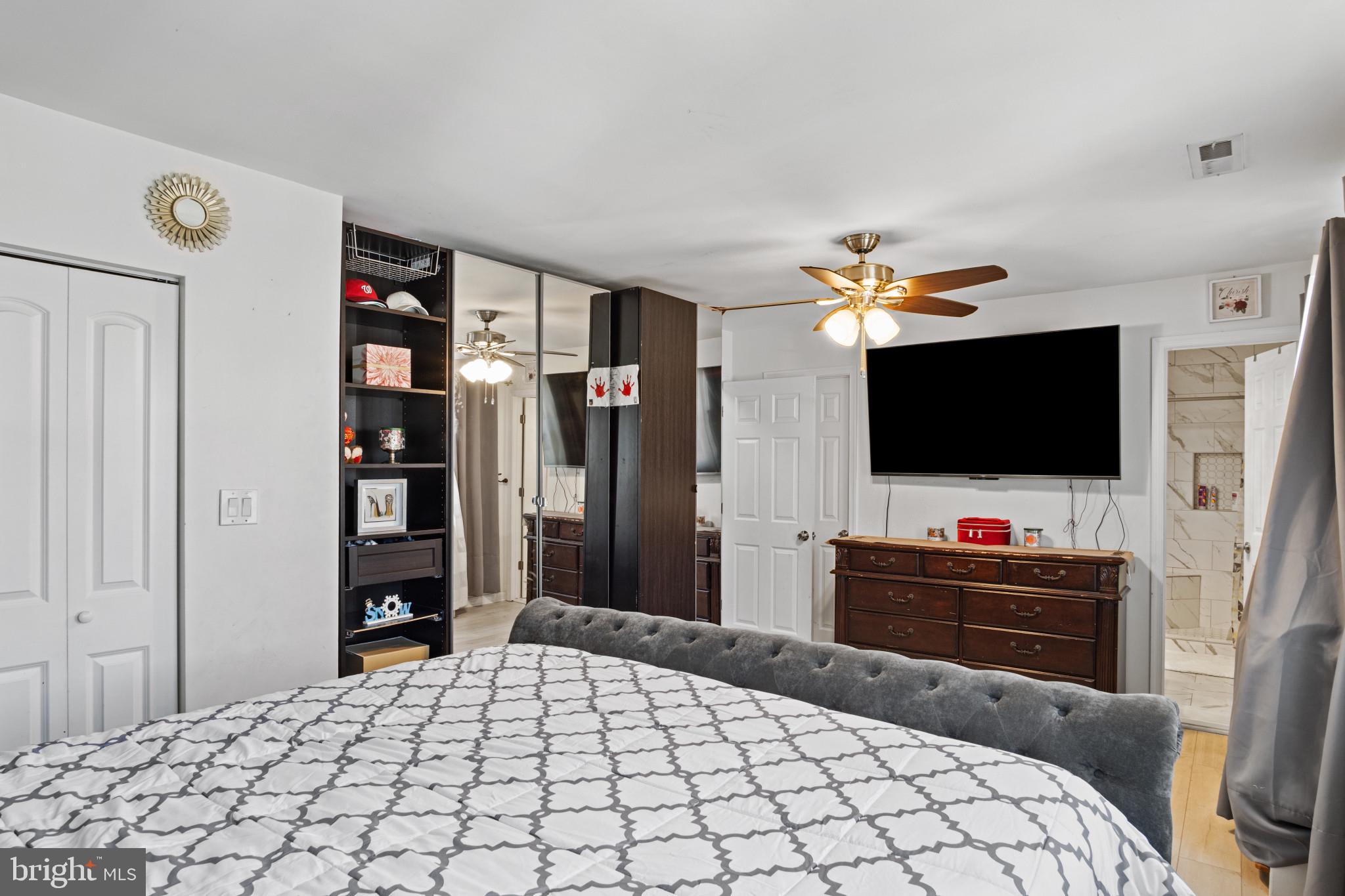 STAFFORD OAKS - Residential