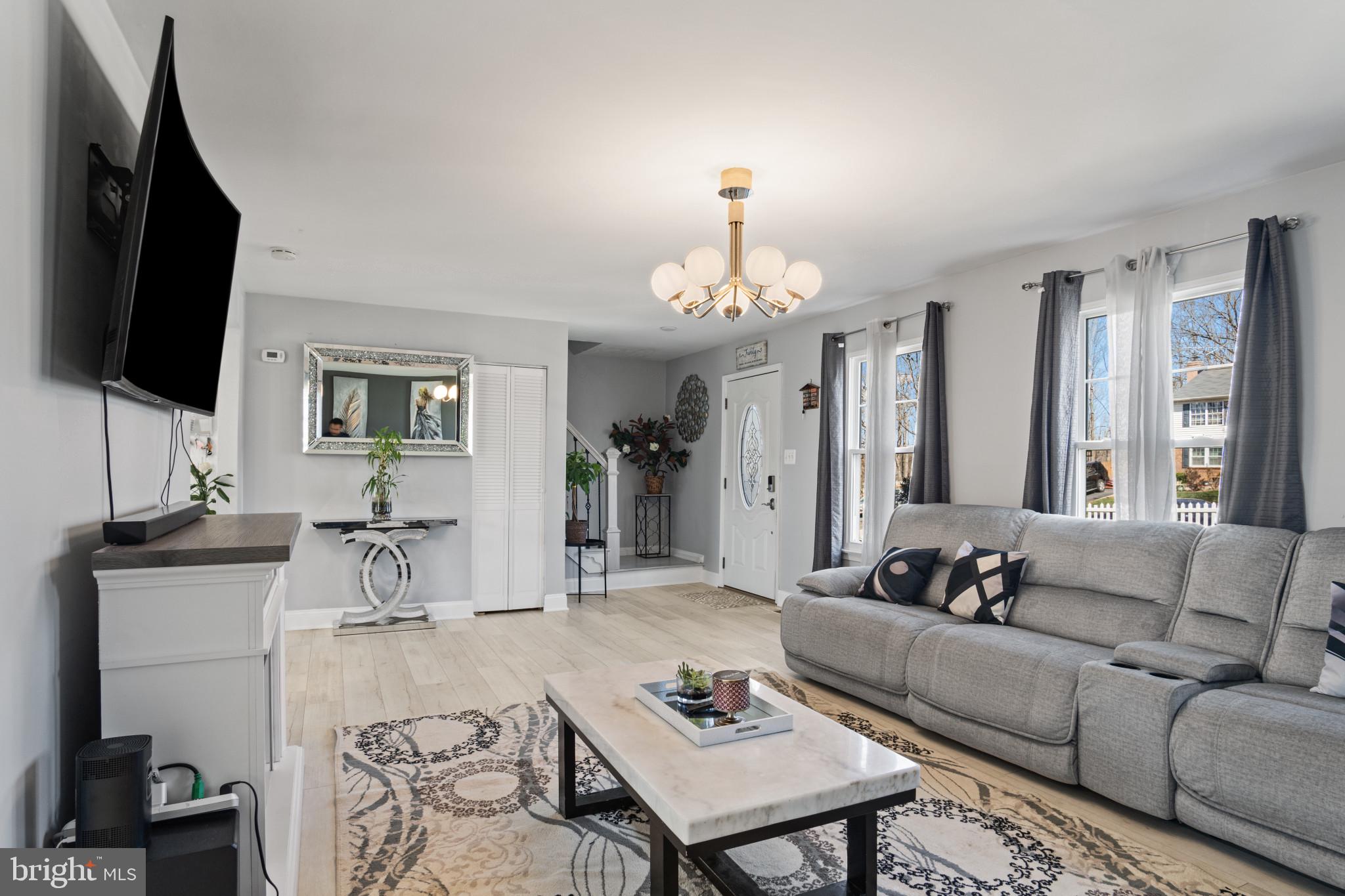 STAFFORD OAKS - Residential