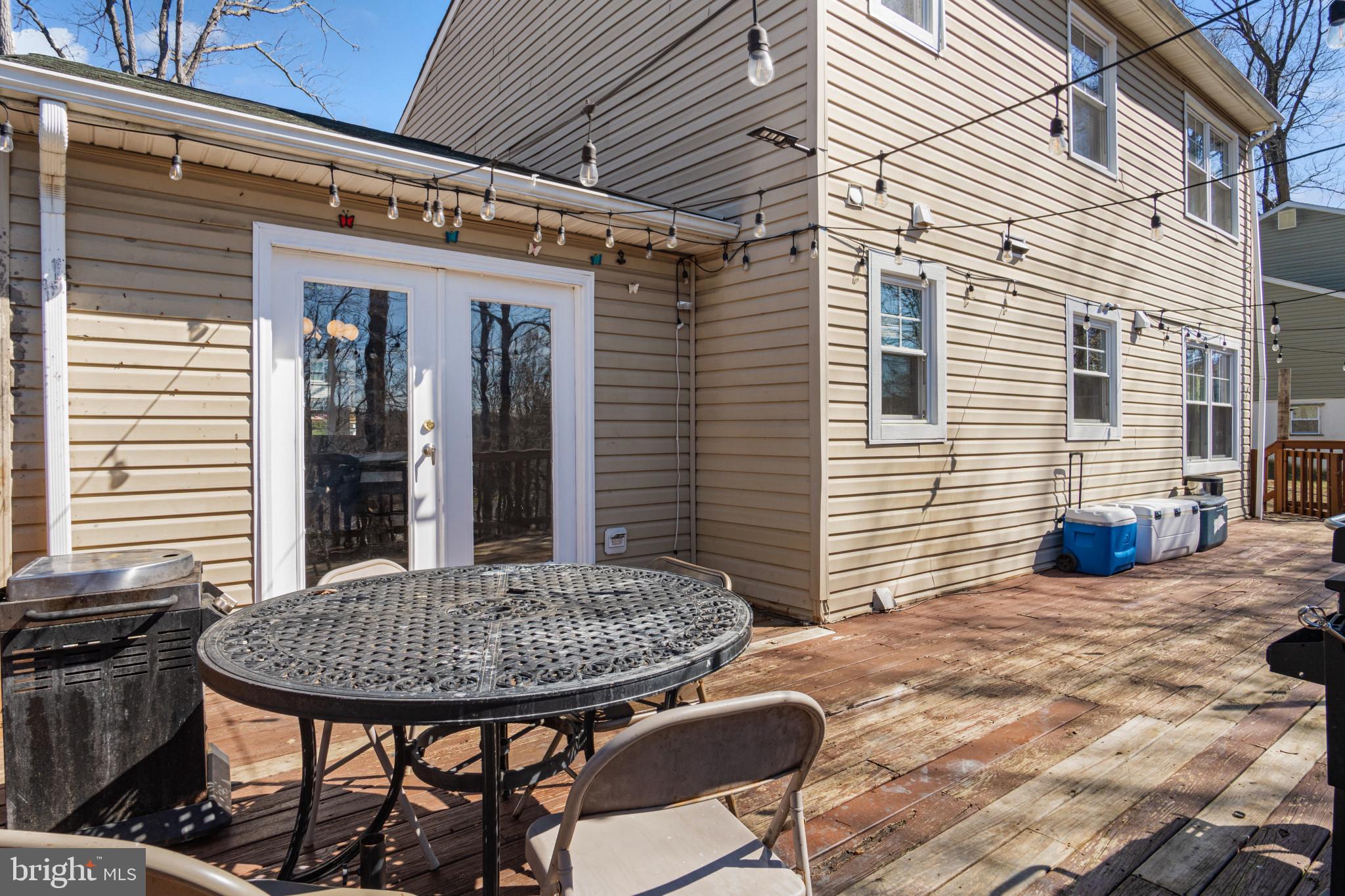 STAFFORD OAKS - Residential