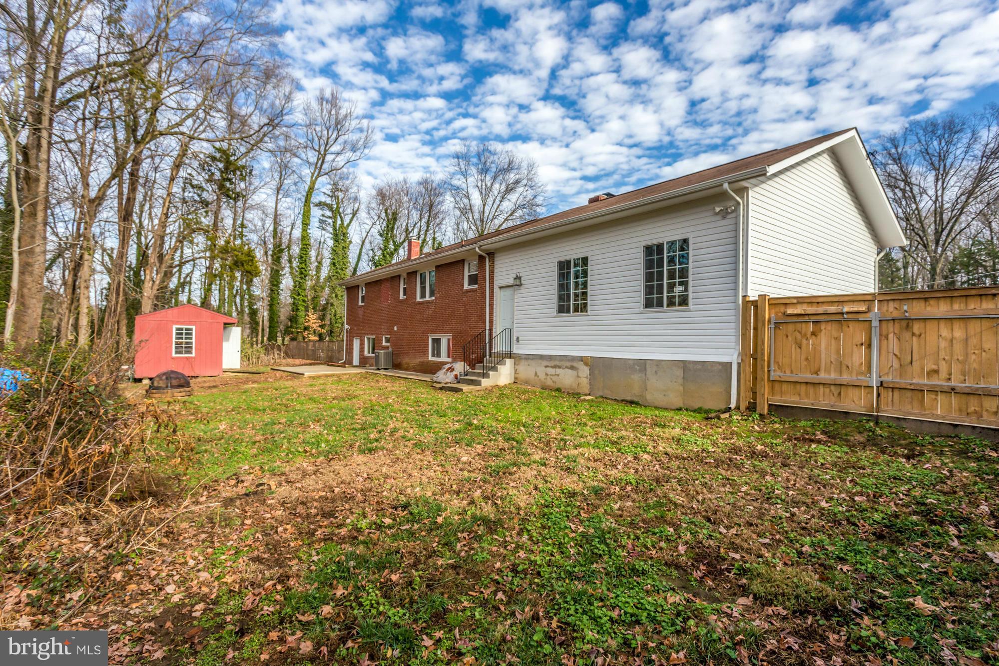 WOODLAWN MANOR - Residential