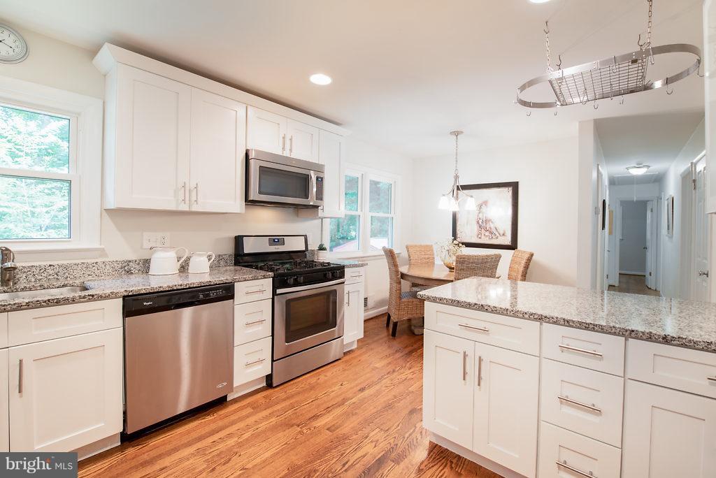 WOODLAWN MANOR - Residential