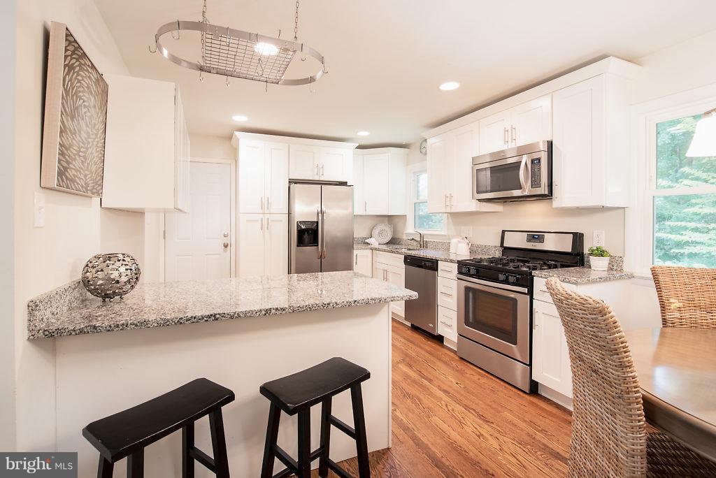 WOODLAWN MANOR - Residential