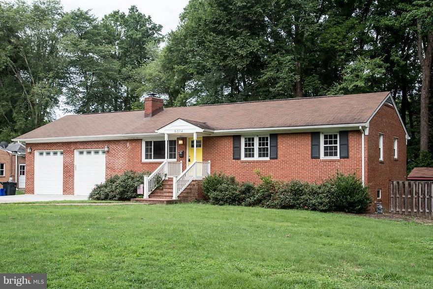 Renovated home on 1 acre..Listing includes adjacent lot 4813 Godfrey Ave. Located on dead end street abutting Mt.Vernon Country Club's lush golf course. Updated kitchen &baths. Hardwood floors, open floor plan &huge partially finished basement.  Attached 2 car garage, 2 fireplaces, private fully fenced back yard with storage shed.