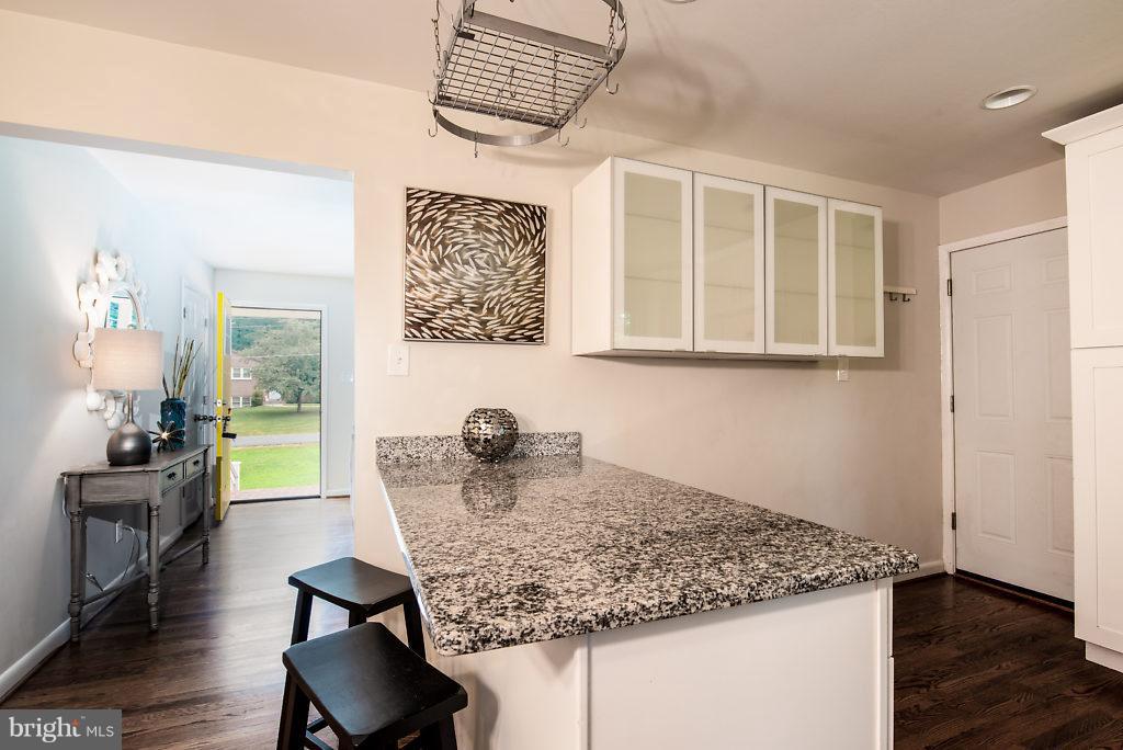 WOODLAWN MANOR - Residential