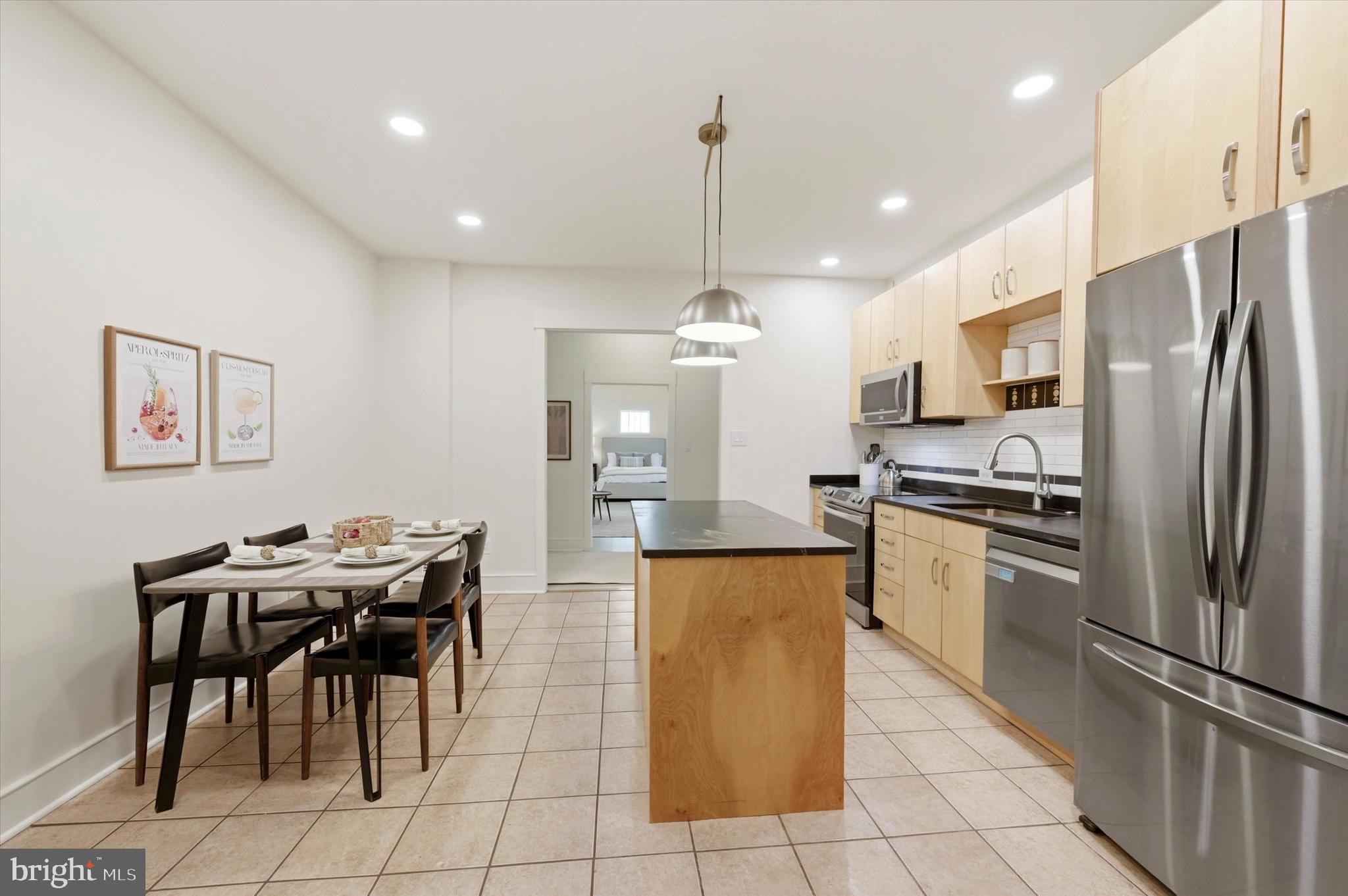 OLDE KENSINGTON - Residential