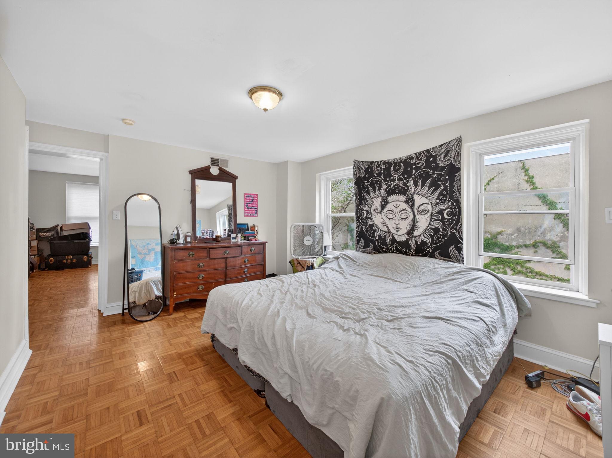 OLDE KENSINGTON - Residential