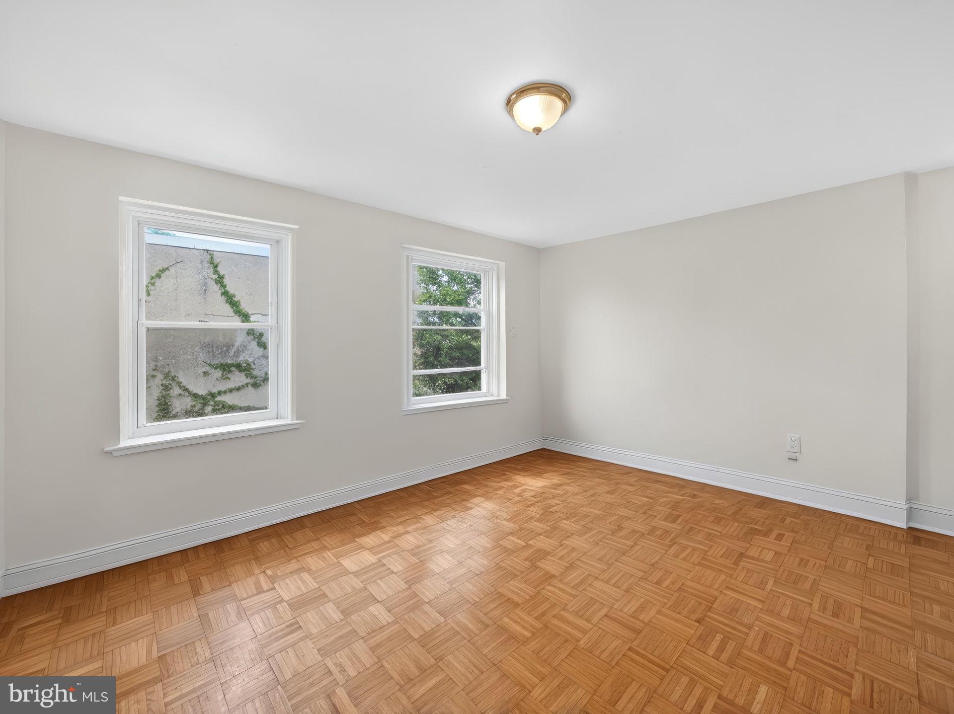OLDE KENSINGTON - Residential
