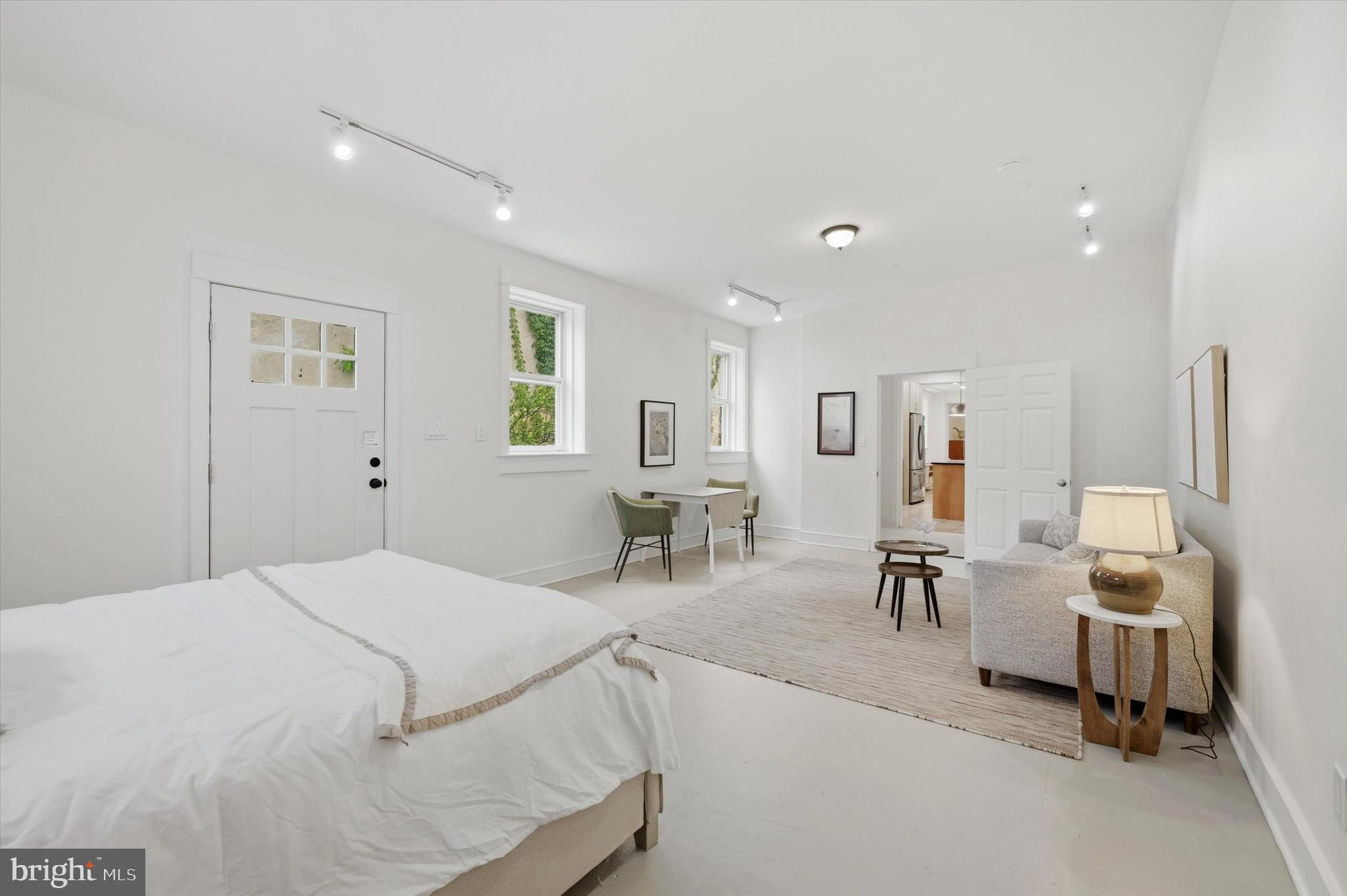 OLDE KENSINGTON - Residential