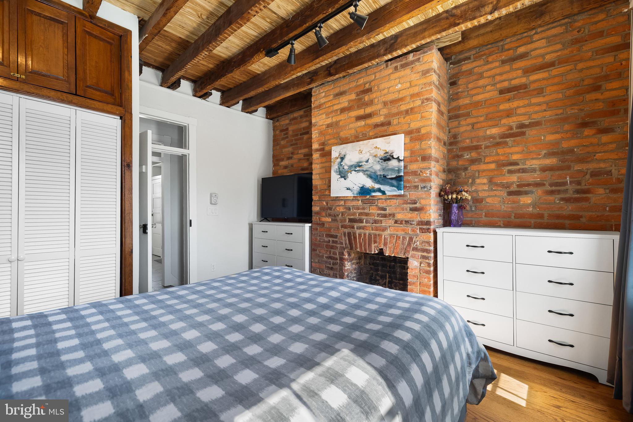 RIDGELY'S DELIGHT - Residential