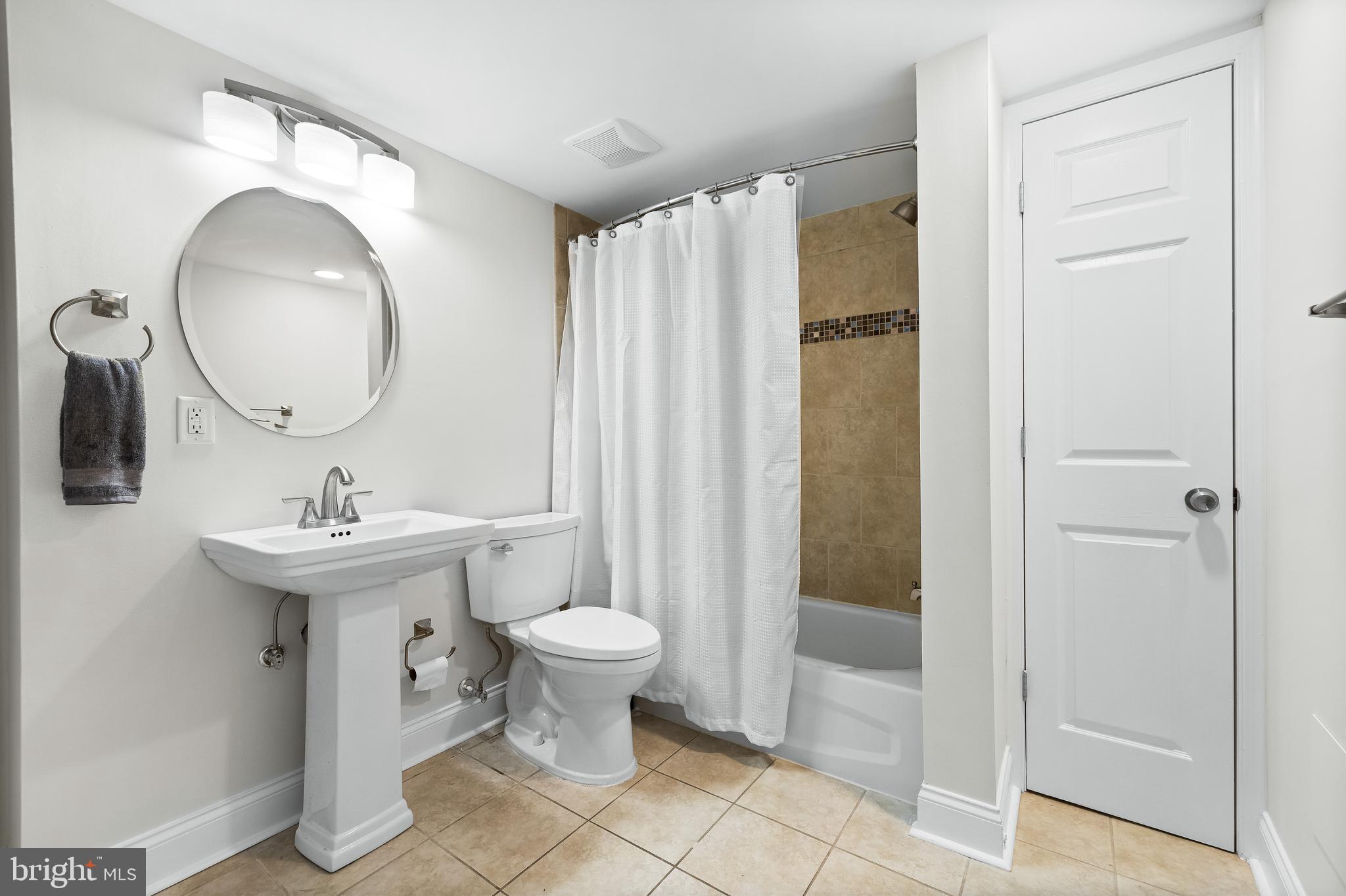 RIDGELY'S DELIGHT - Residential