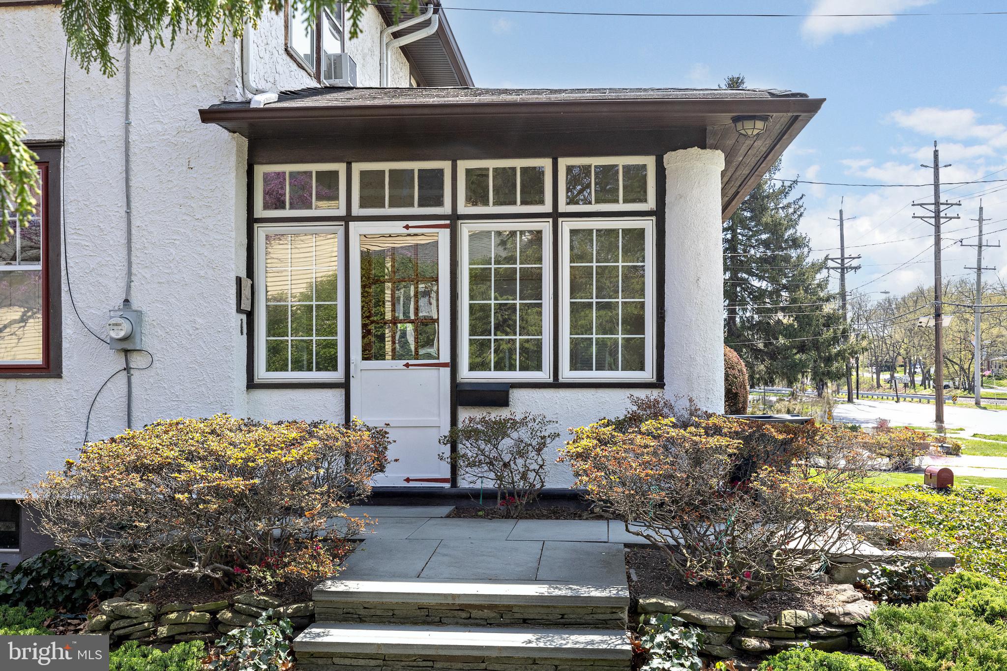 215 E ATLANTIC AVENUE