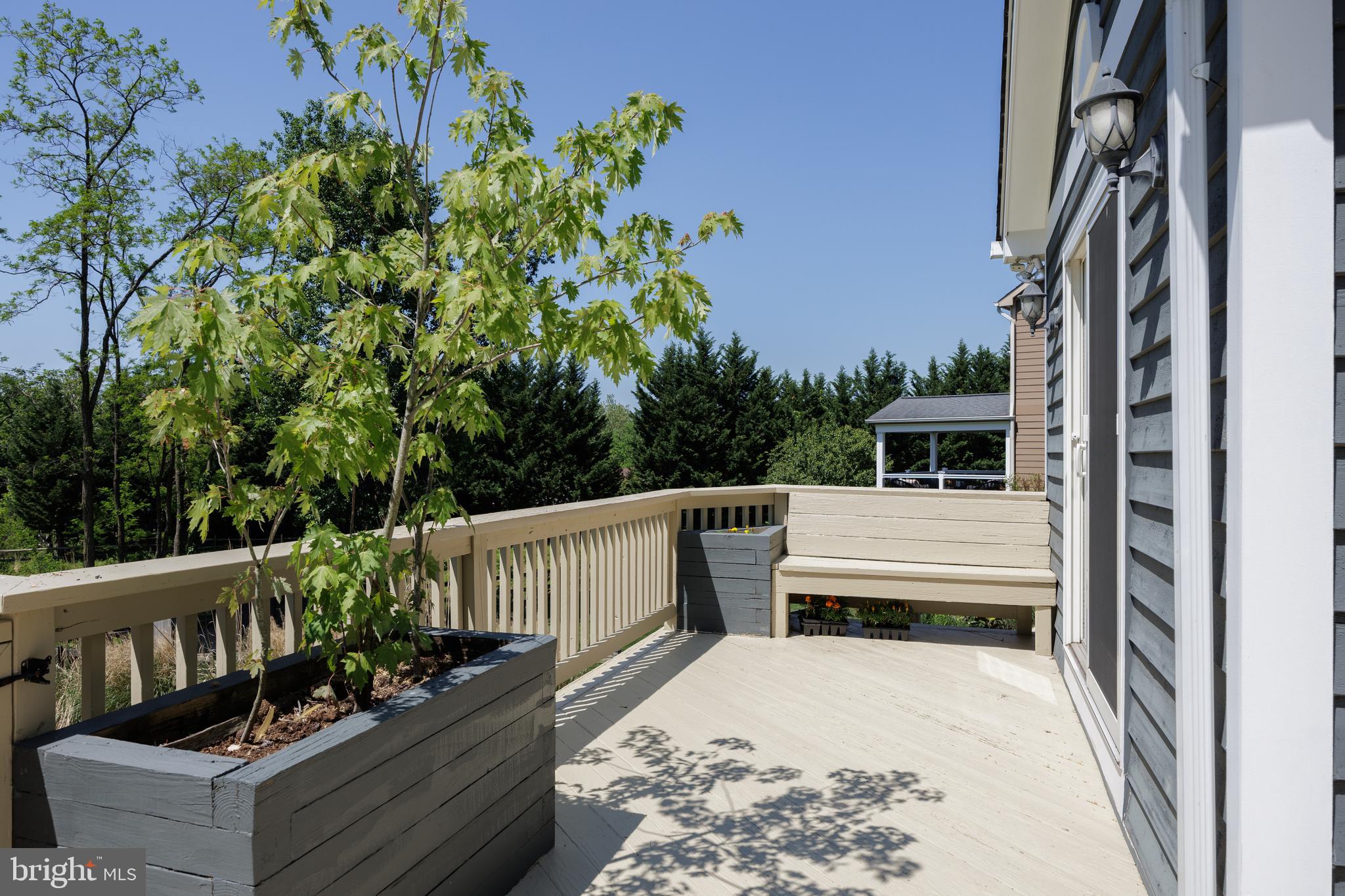 PARADISE HILL - Residential