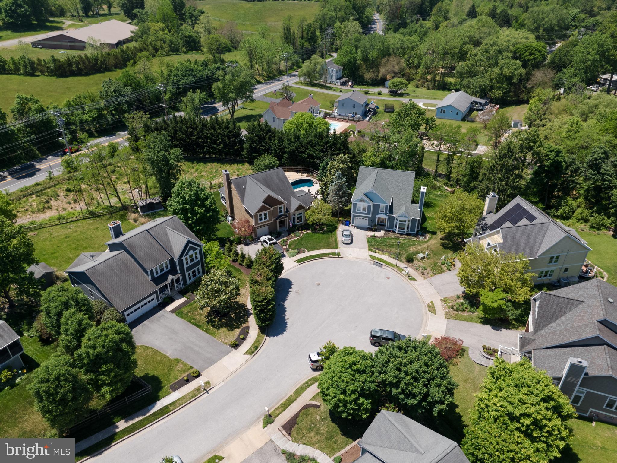 PARADISE HILL - Residential