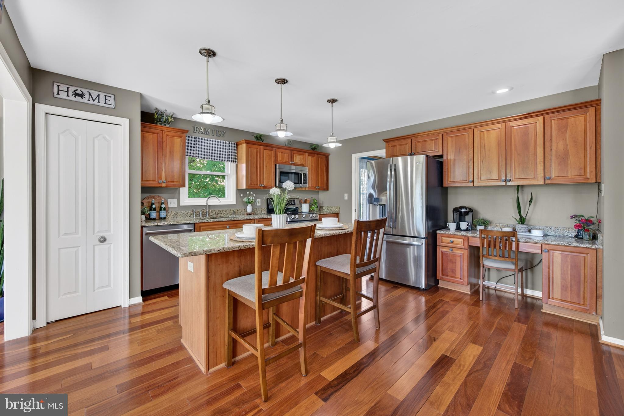 PARADISE HILL - Residential