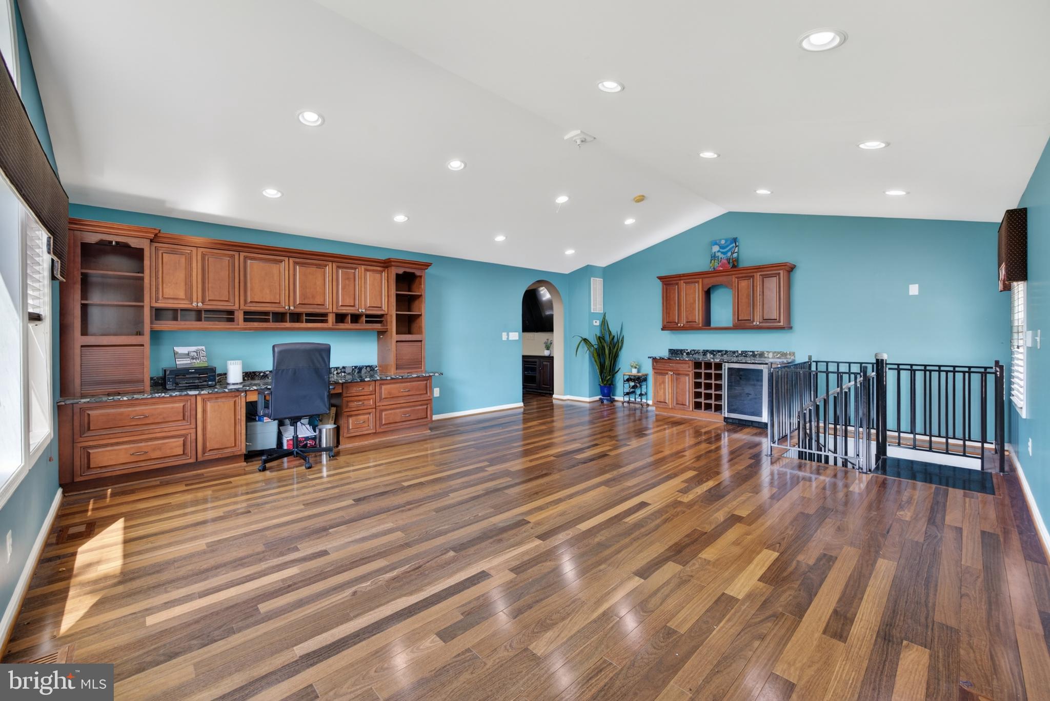 PARADISE HILL - Residential